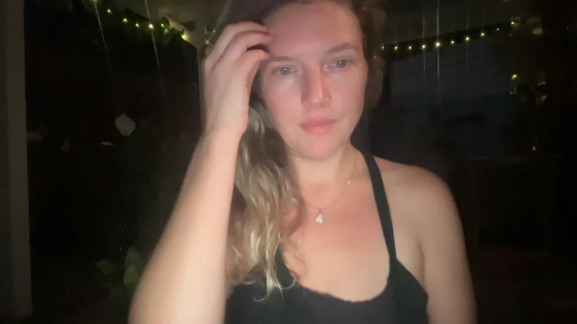 Gallery image thumbnail from barebeautyxo's myfreecams stream on, 01/21/2023, 23:28 image 20 of 20