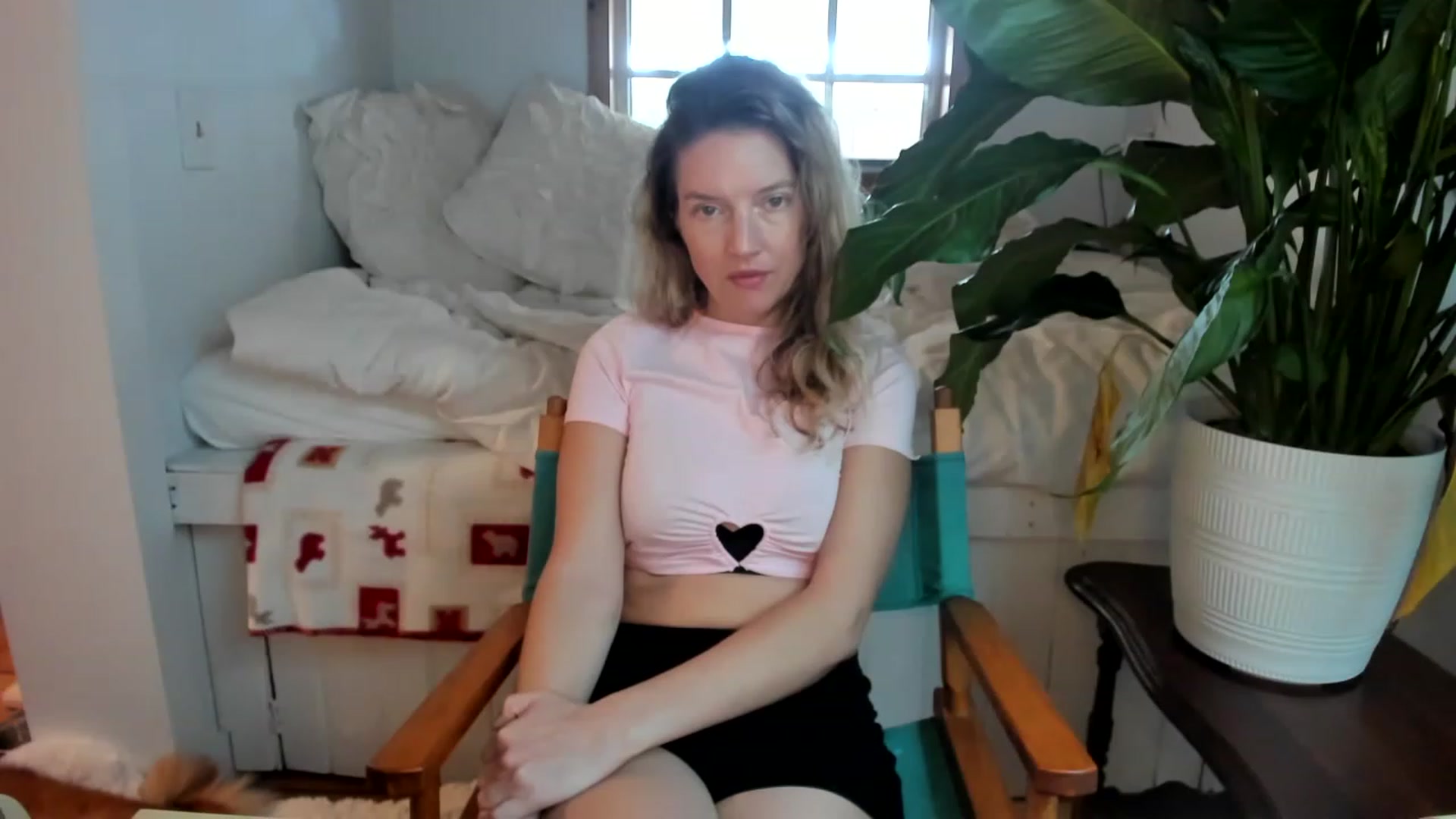 Gallery image thumbnail from barebeautyxo's myfreecams stream on, 02/20/2023, 15:54 image 16 of 20