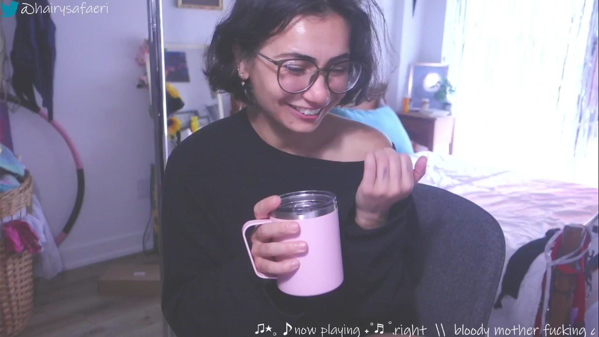 Gallery image thumbnail from barelysafaeri's myfreecams stream on, 05/25/2025, 18:14 image 7 of 20