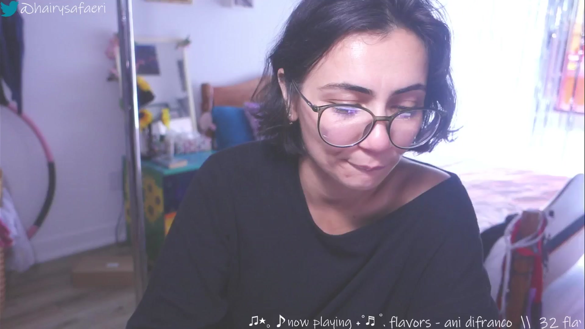 Gallery image thumbnail from barelysafaeri's myfreecams stream on, 05/25/2025, 18:14 image 19 of 20