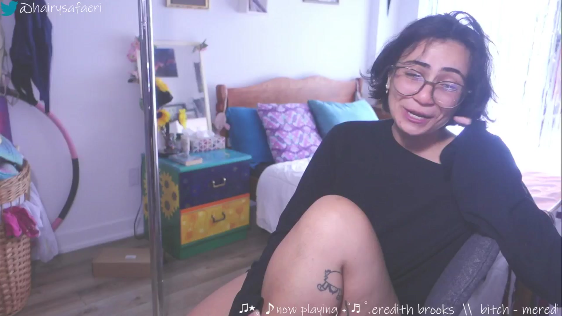 Gallery image thumbnail from barelysafaeri's myfreecams stream on, 05/25/2025, 18:14 image 3 of 20