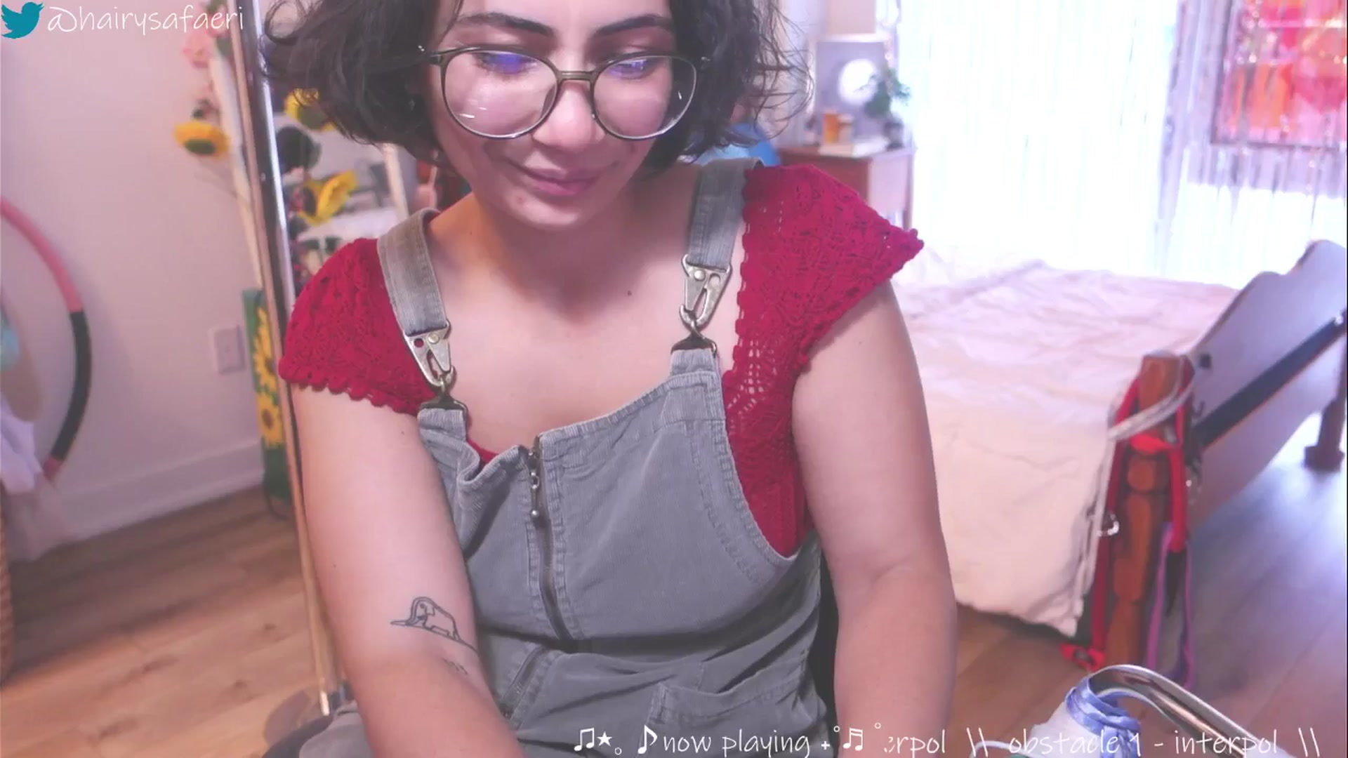 Gallery image thumbnail from barelysafaeri's myfreecams stream on, 05/27/2025, 23:27 image 18 of 20