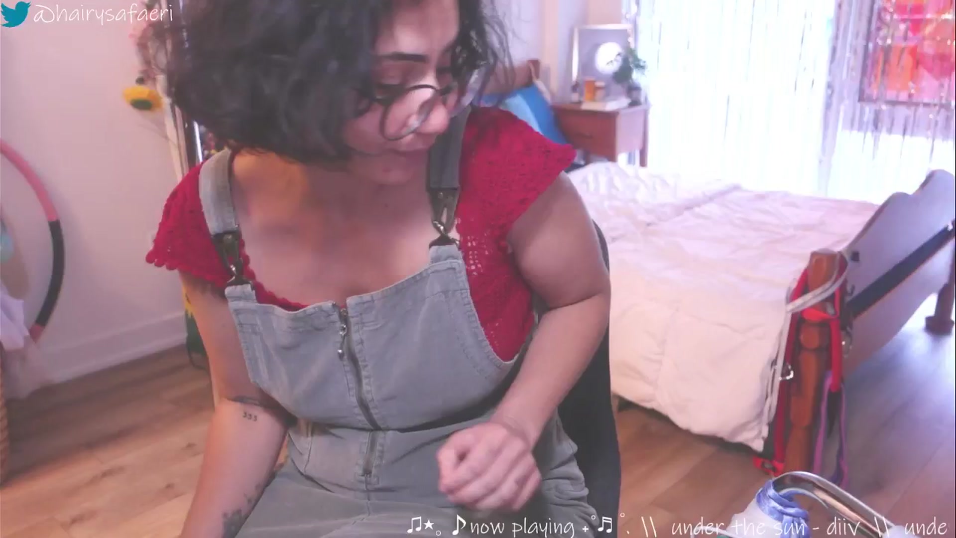 Gallery image thumbnail from barelysafaeri's myfreecams stream on, 05/27/2025, 23:27 image 20 of 20