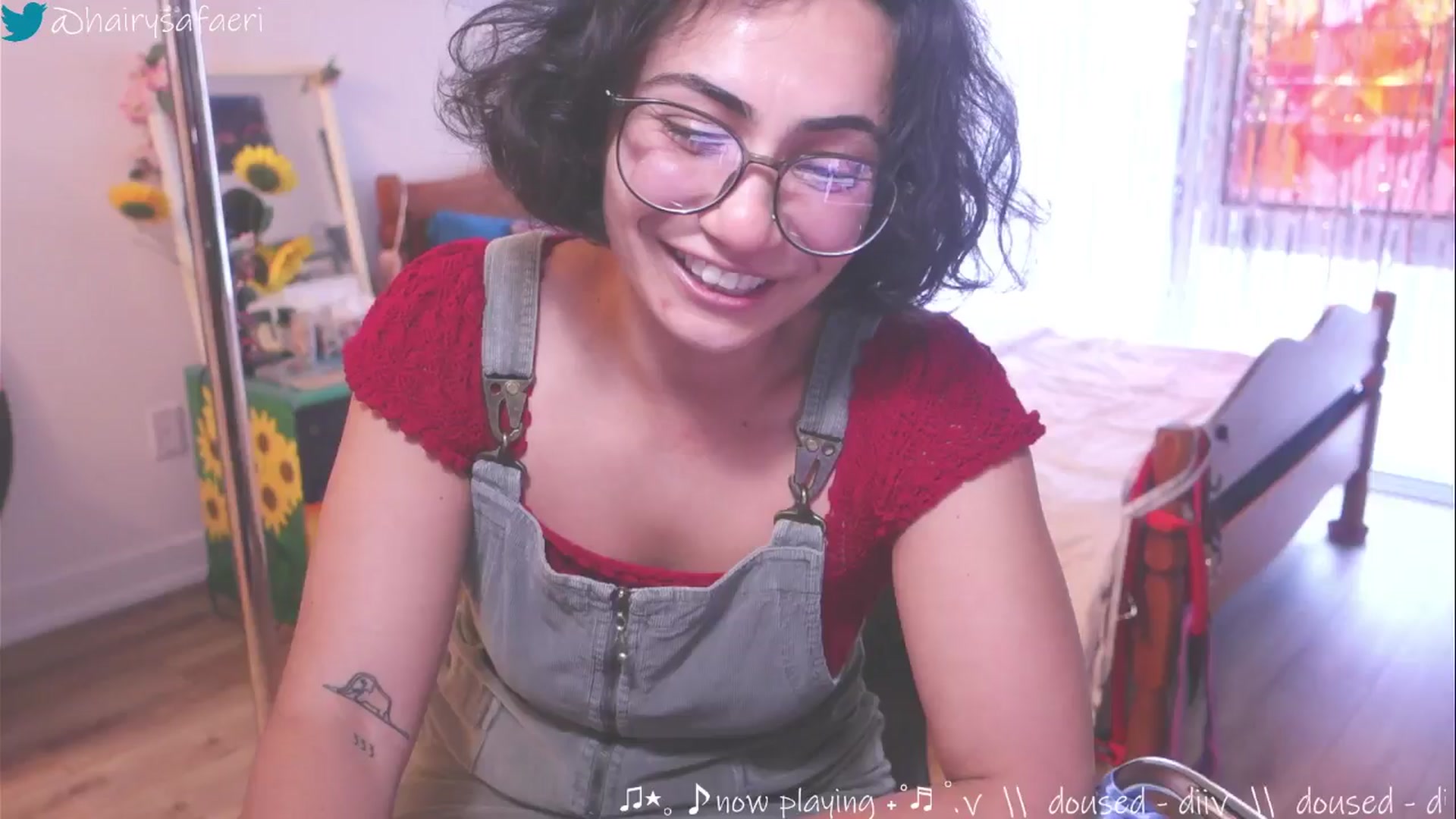 Gallery image thumbnail from barelysafaeri's myfreecams stream on, 05/27/2025, 23:27 image 9 of 20