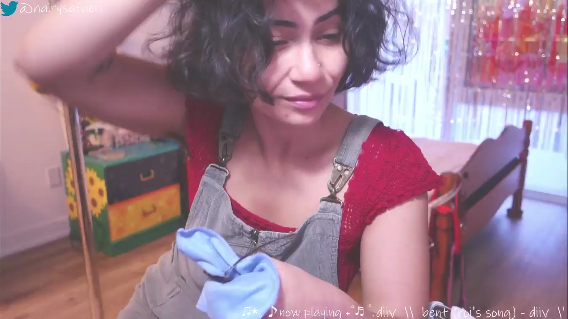 Gallery image thumbnail from barelysafaeri's myfreecams stream on, 05/28/2025, 24:49 image 8 of 20