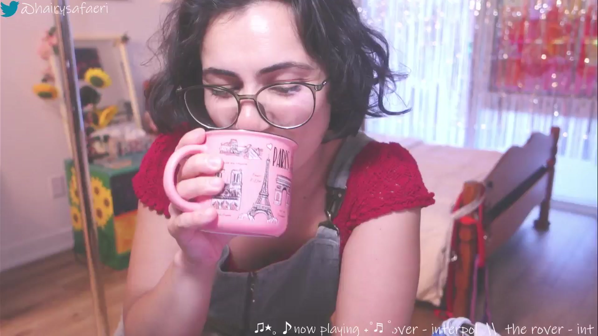 Gallery image thumbnail from barelysafaeri's myfreecams stream on, 05/28/2025, 24:49 image 7 of 20