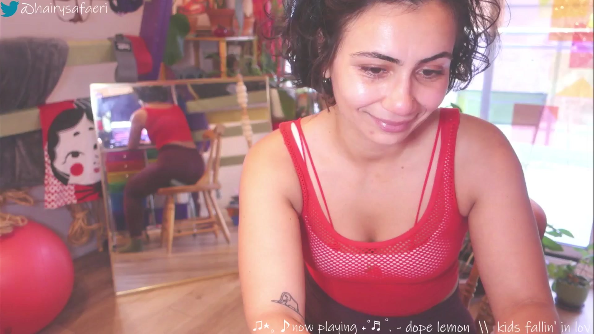 Gallery image thumbnail from barelysafaeri's myfreecams stream on, 05/29/2025, 21:09 image 6 of 20