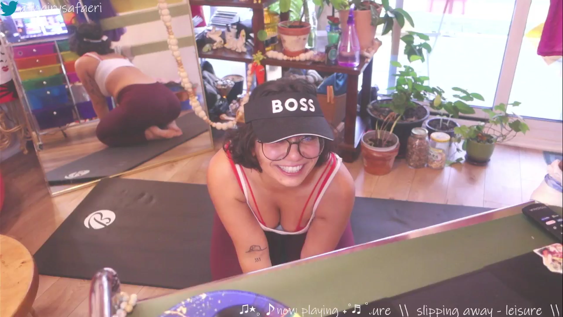 Gallery image thumbnail from barelysafaeri's myfreecams stream on, 05/29/2025, 21:09 image 15 of 20