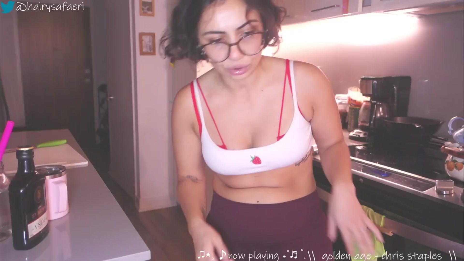 Gallery image thumbnail from barelysafaeri's myfreecams stream on, 05/29/2025, 21:28 image 5 of 20