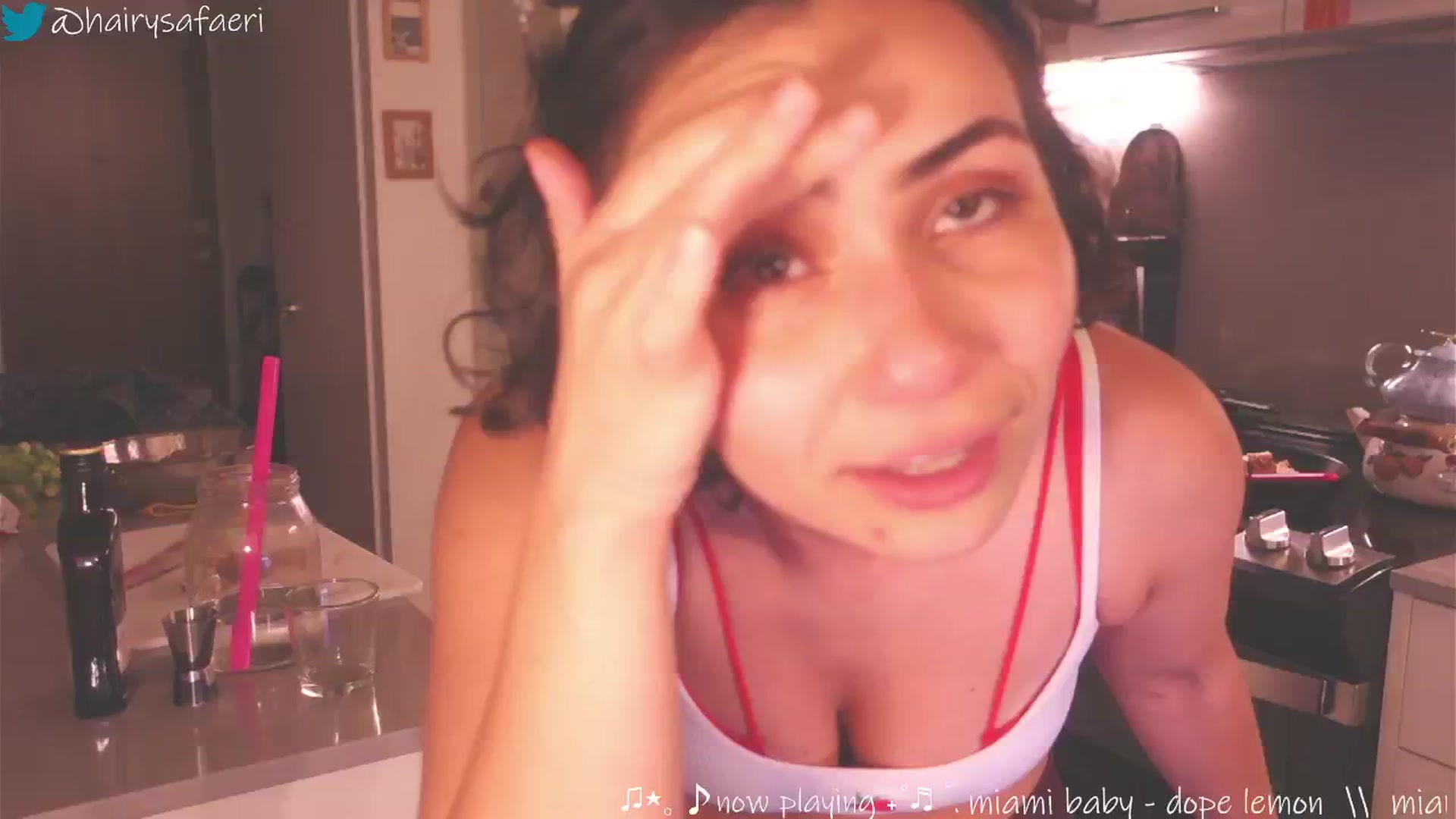 Gallery image thumbnail from barelysafaeri's myfreecams stream on, 05/30/2025, 24:39 image 17 of 20
