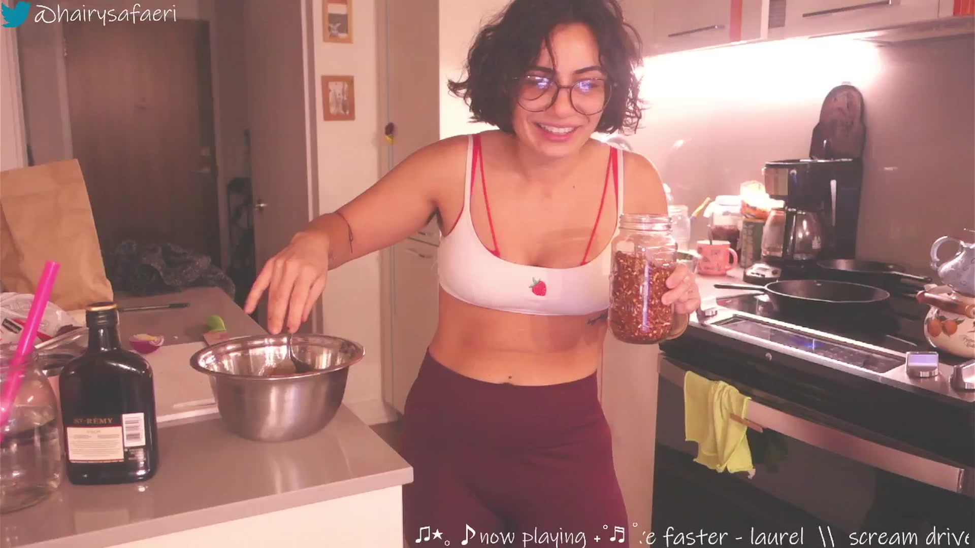 Gallery image thumbnail from barelysafaeri's myfreecams stream on, 05/30/2025, 24:39 image 3 of 20