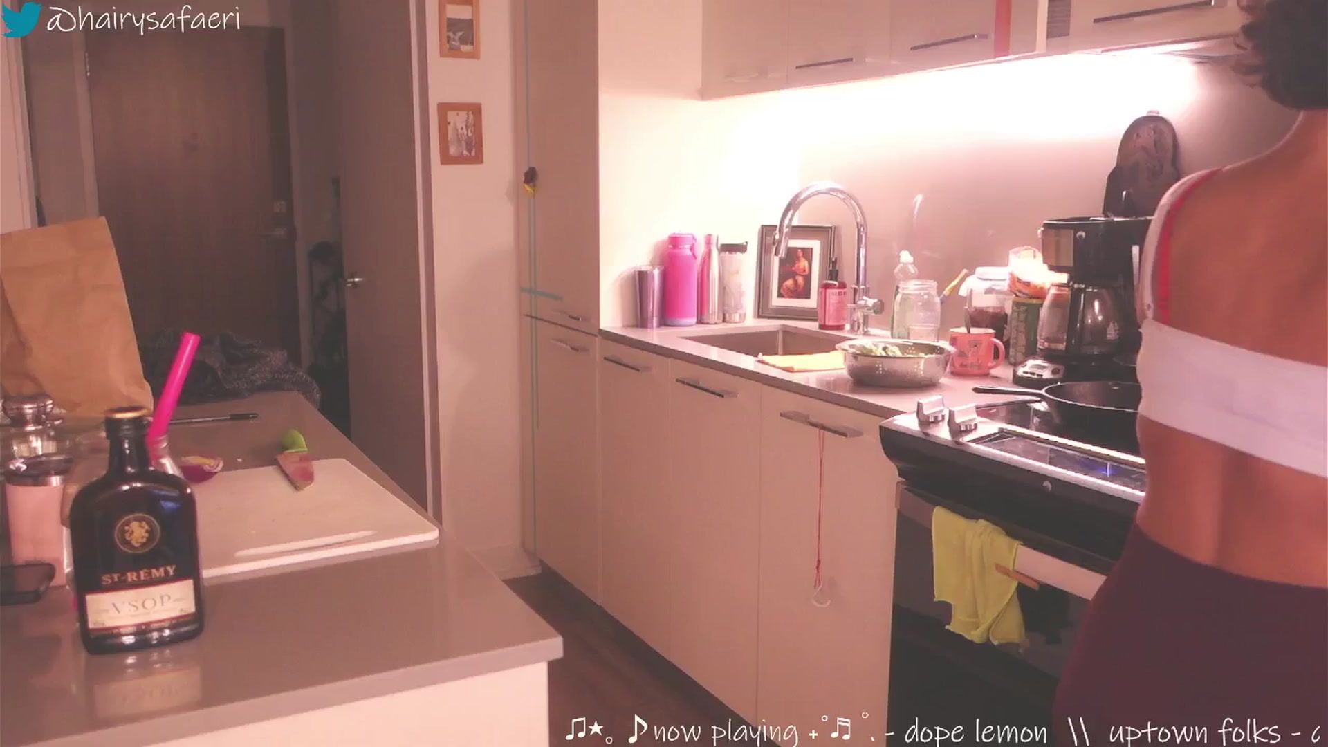 Gallery image thumbnail from barelysafaeri's myfreecams stream on, 05/30/2025, 24:39 image 1 of 20