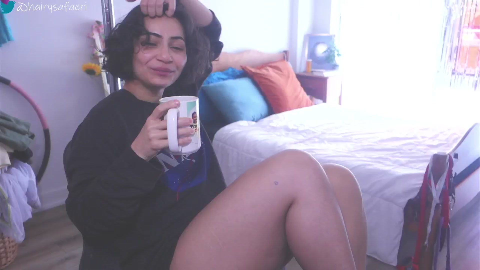 Gallery image thumbnail from barelysafaeri's myfreecams stream on, 06/04/2025, 15:34 image 1 of 20
