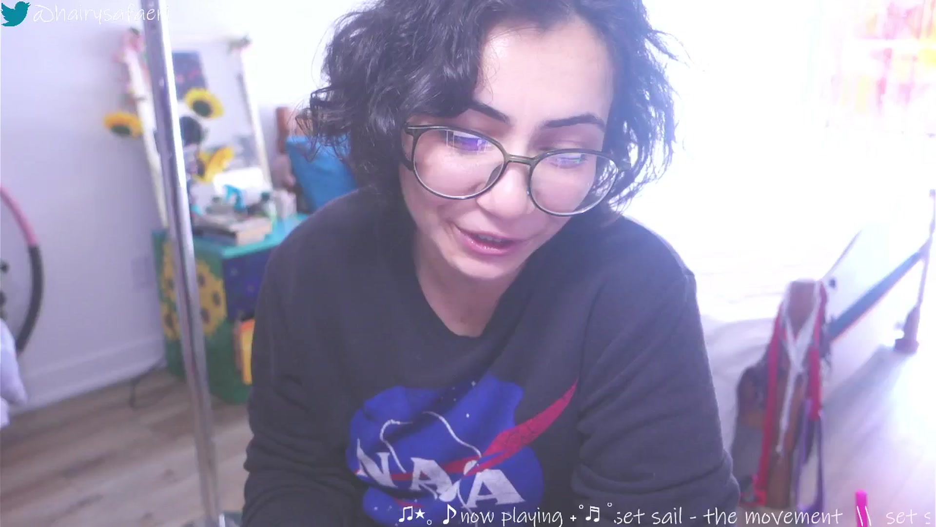 Gallery image thumbnail from barelysafaeri's myfreecams stream on, 06/04/2025, 15:34 image 9 of 20
