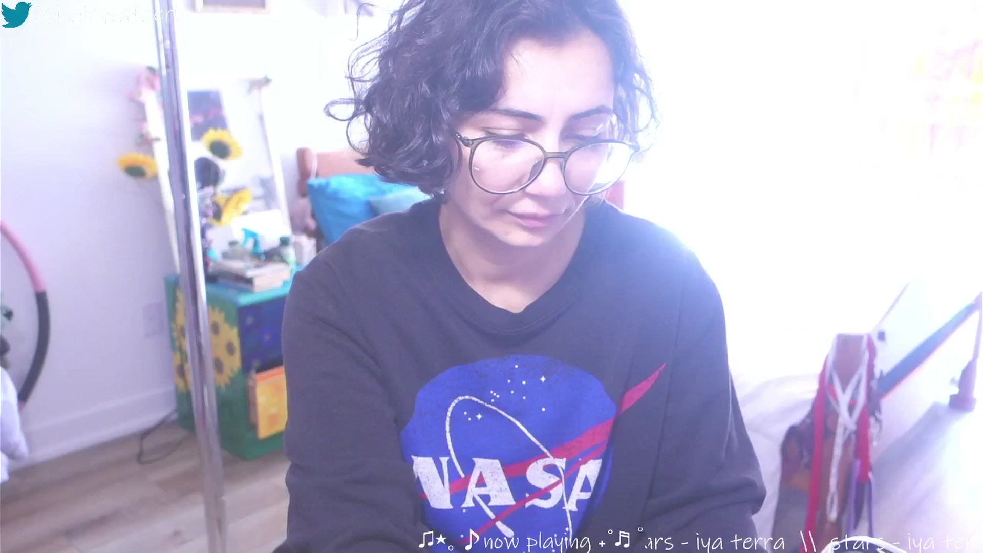 Gallery image thumbnail from barelysafaeri's myfreecams stream on, 06/04/2025, 17:22 image 8 of 20