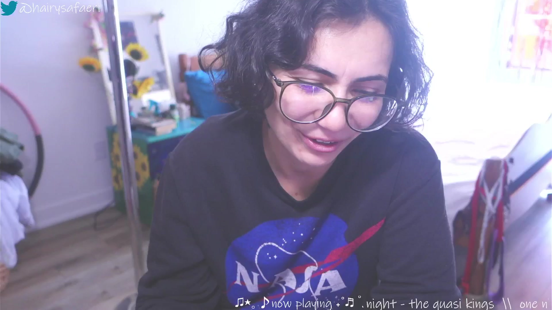Gallery image thumbnail from barelysafaeri's myfreecams stream on, 06/04/2025, 18:48 image 13 of 20
