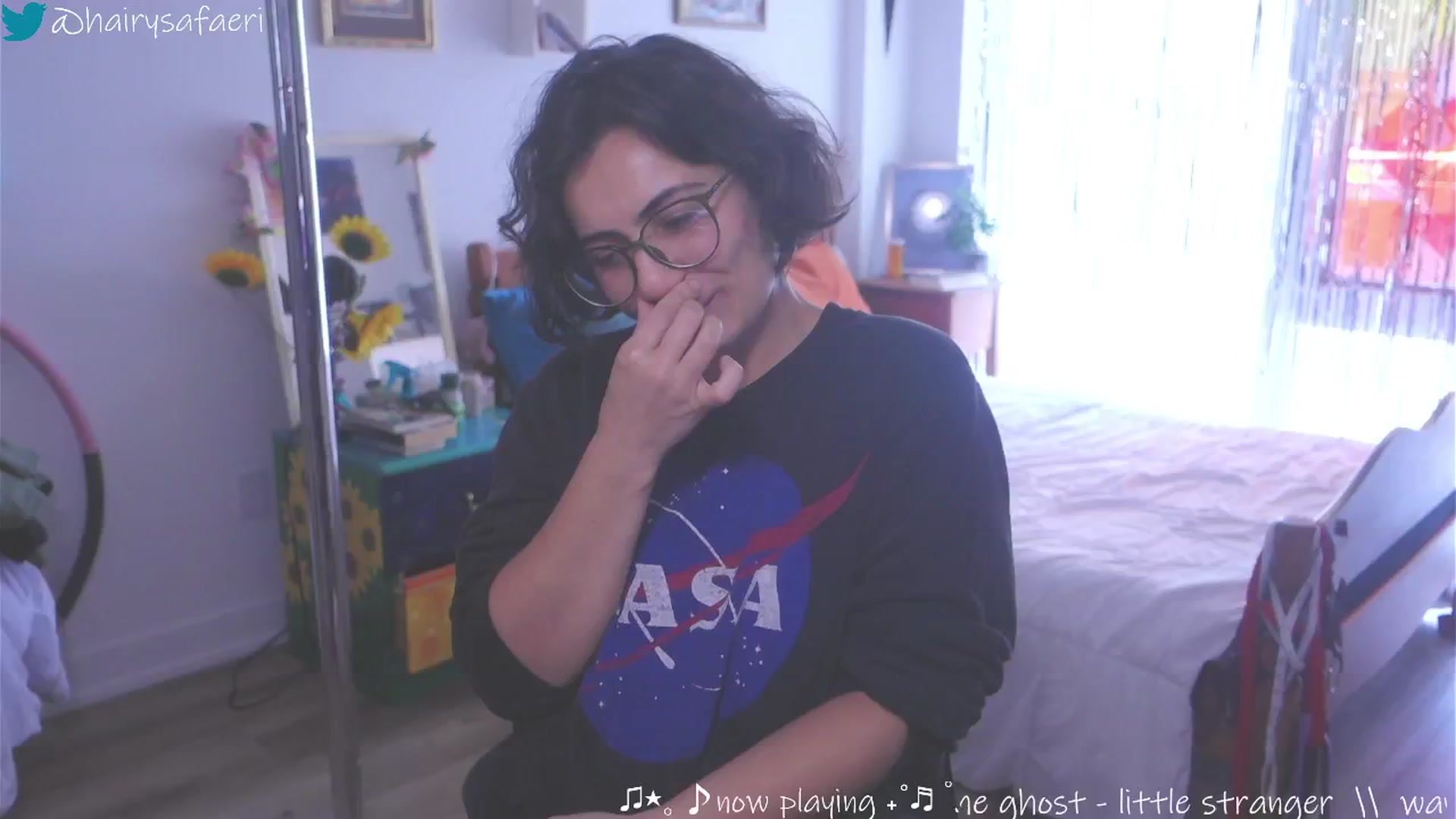 Gallery image thumbnail from barelysafaeri's myfreecams stream on, 06/04/2025, 18:48 image 9 of 20