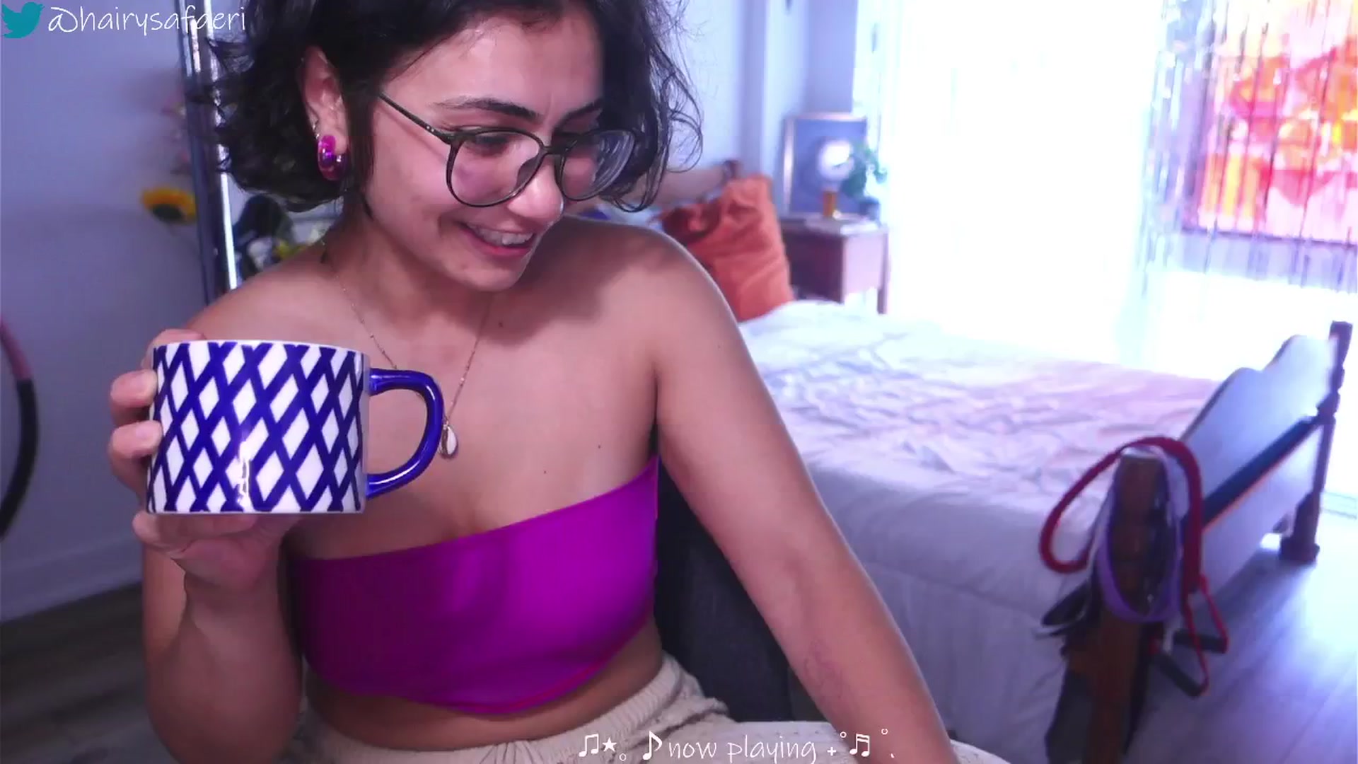 Gallery image thumbnail from barelysafaeri's myfreecams stream on, 06/10/2025, 21:01 image 12 of 20