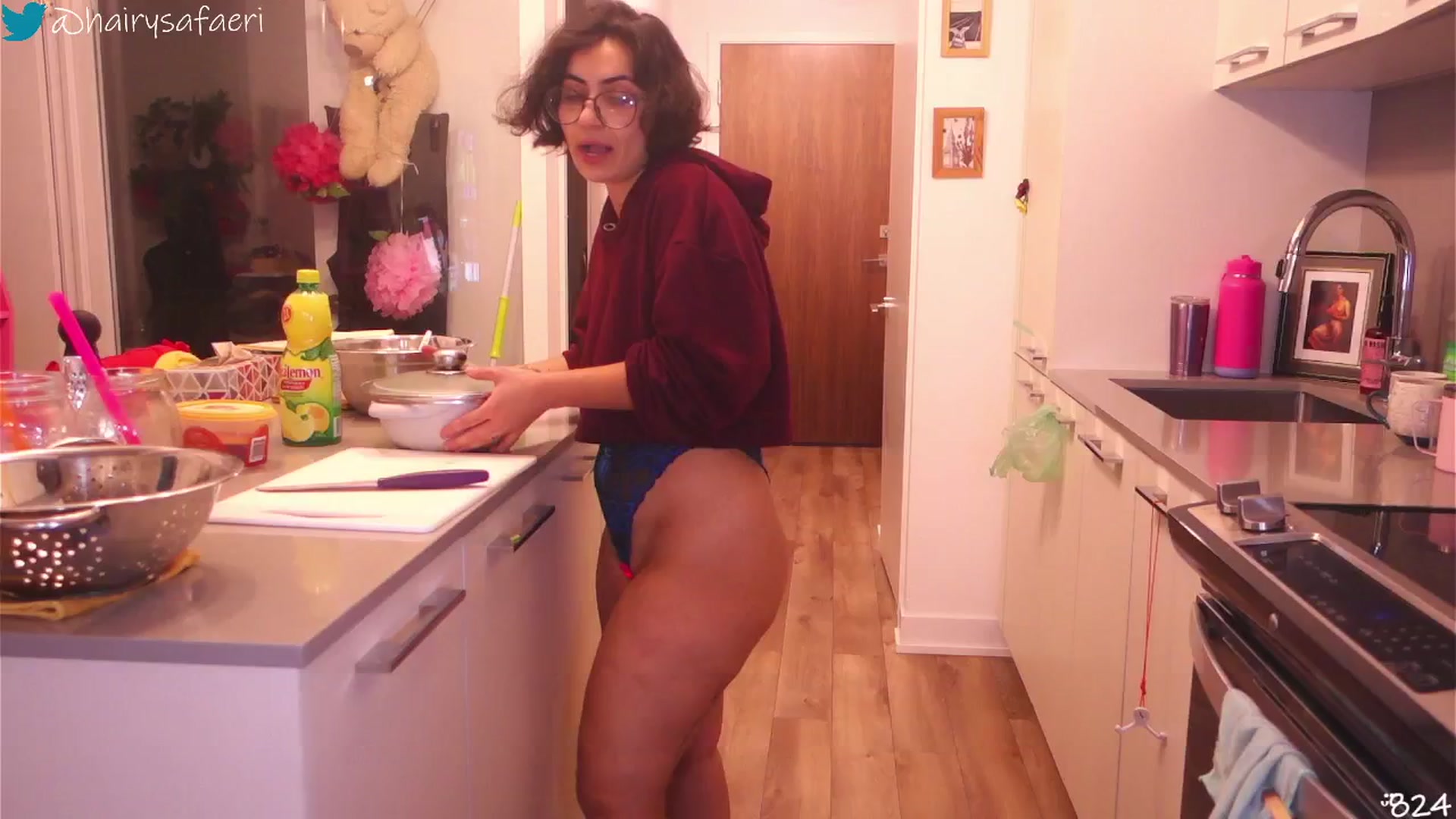 Gallery image thumbnail from barelysafaeri's myfreecams stream on, 06/12/2025, 21:28 image 15 of 20