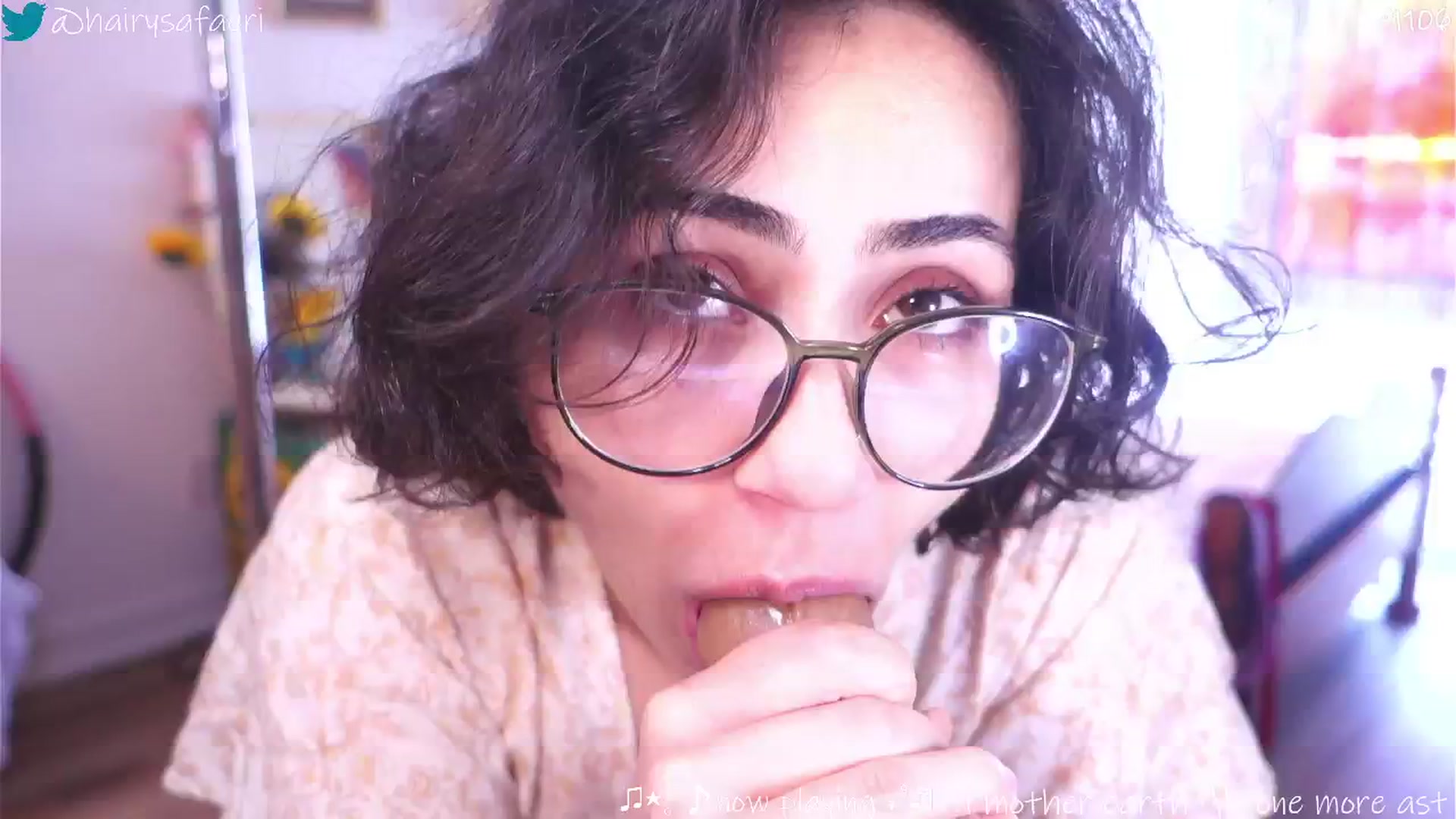 Gallery image thumbnail from barelysafaeri's myfreecams stream on, 06/17/2025, 17:15 image 9 of 20