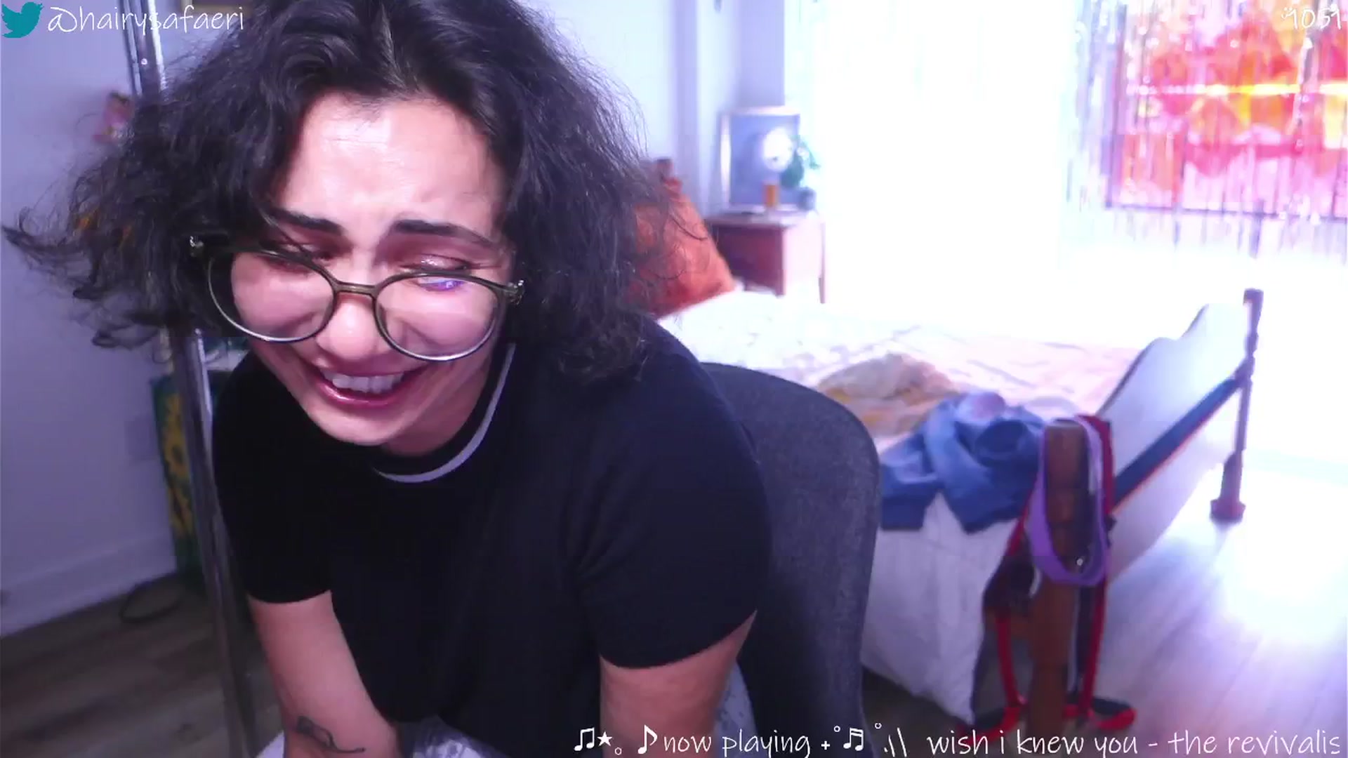 Gallery image thumbnail from barelysafaeri's myfreecams stream on, 06/18/2025, 19:35 image 19 of 20