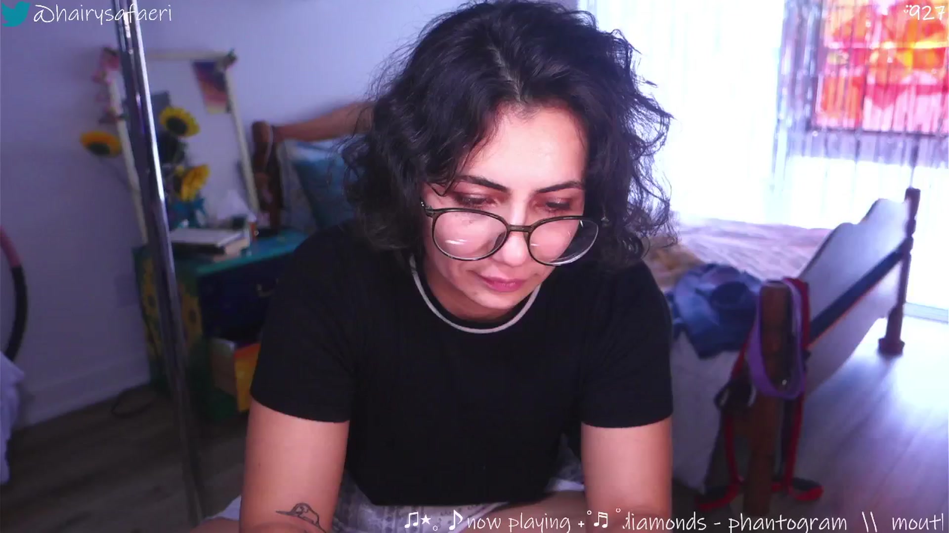 Gallery image thumbnail from barelysafaeri's myfreecams stream on, 06/18/2025, 21:49 image 15 of 20