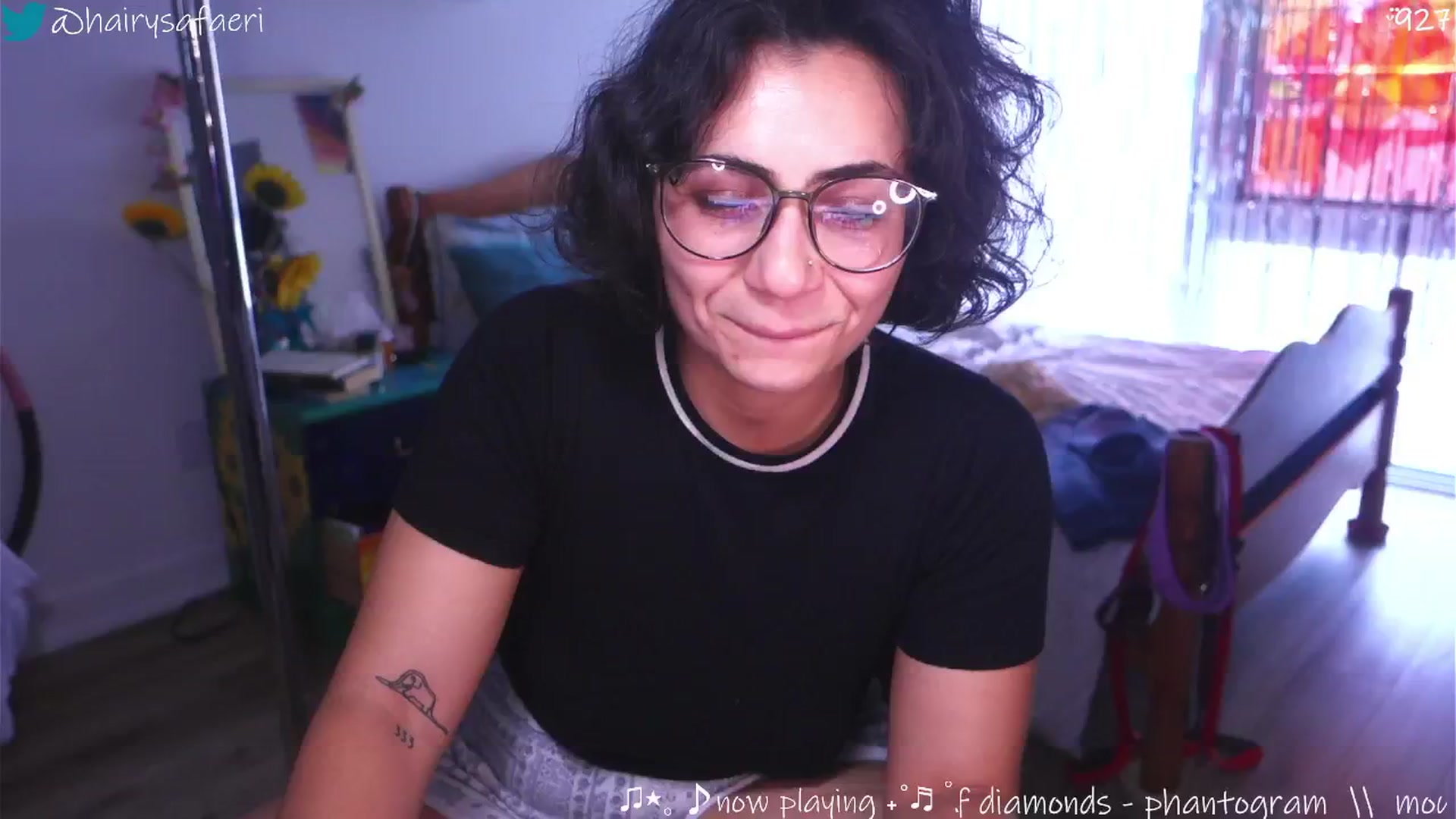 Gallery image thumbnail from barelysafaeri's myfreecams stream on, 06/18/2025, 21:49 image 16 of 20