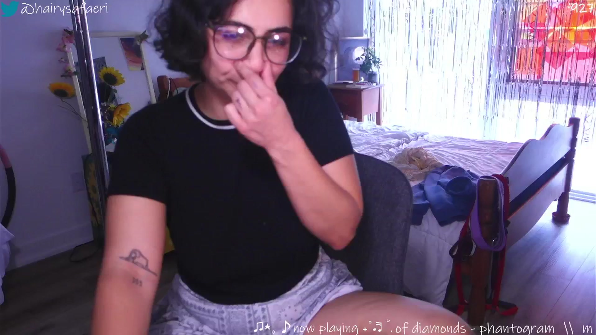Gallery image thumbnail from barelysafaeri's myfreecams stream on, 06/18/2025, 21:49 image 17 of 20