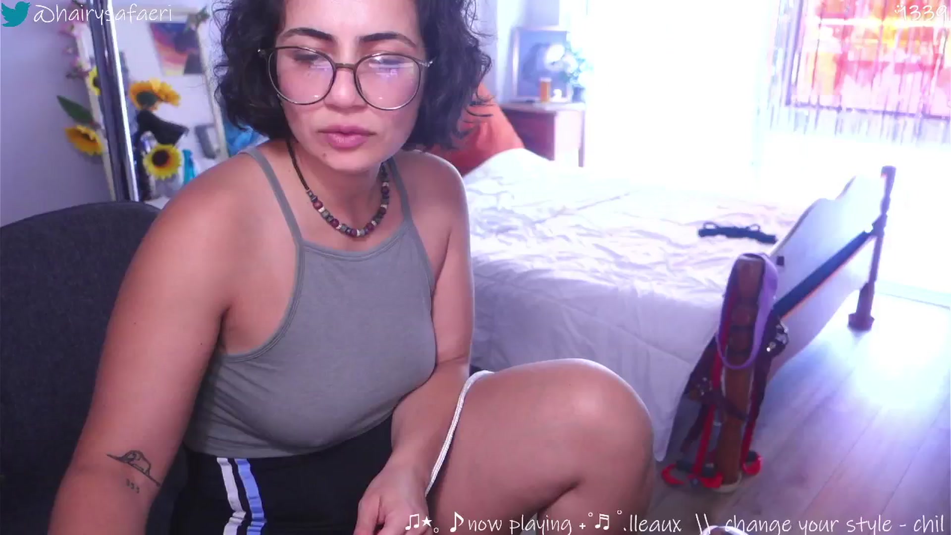 Gallery image thumbnail from barelysafaeri's myfreecams stream on, 06/25/2025, 19:11 image 16 of 20