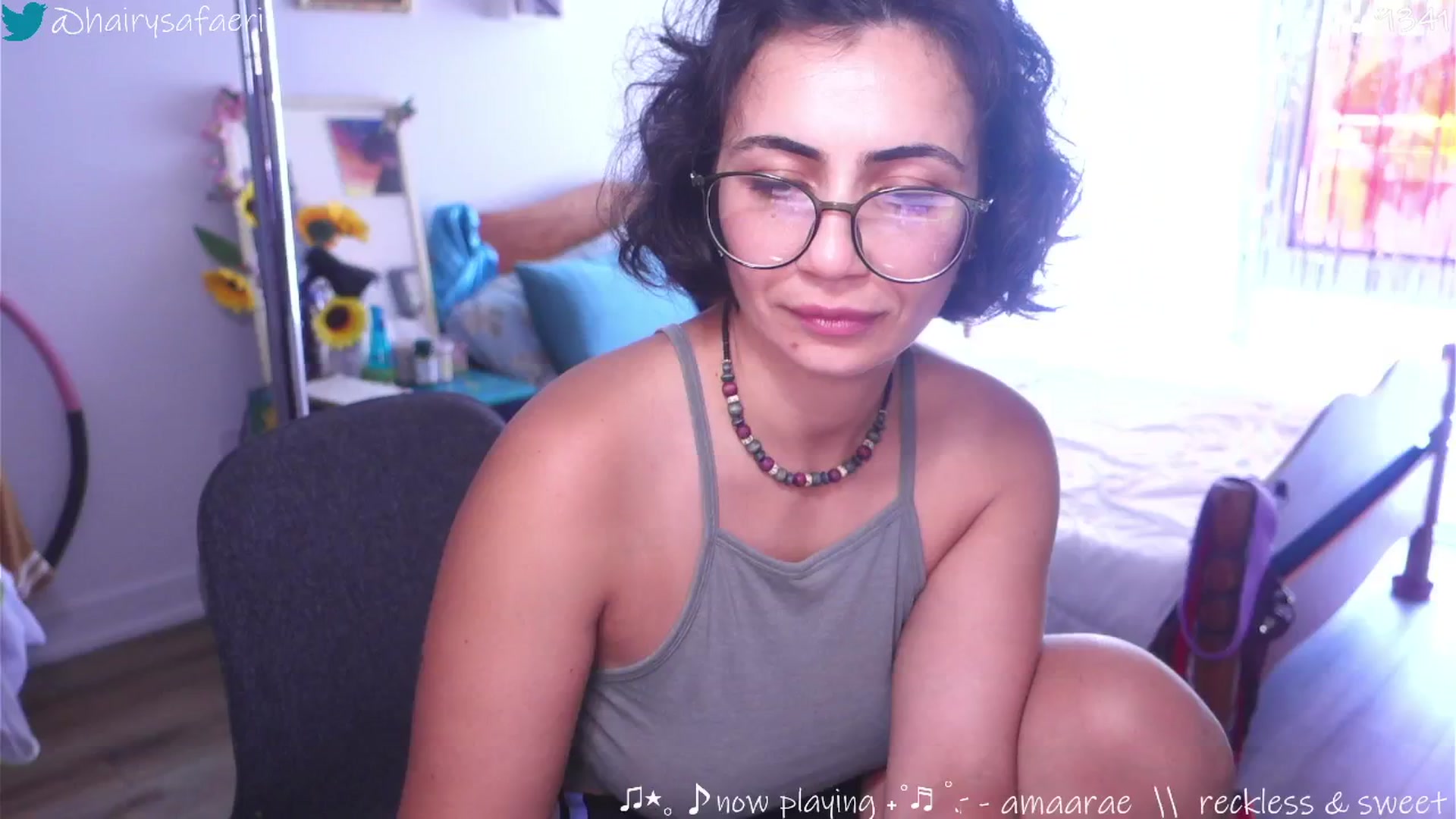 Gallery image thumbnail from barelysafaeri's myfreecams stream on, 06/25/2025, 19:11 image 3 of 20
