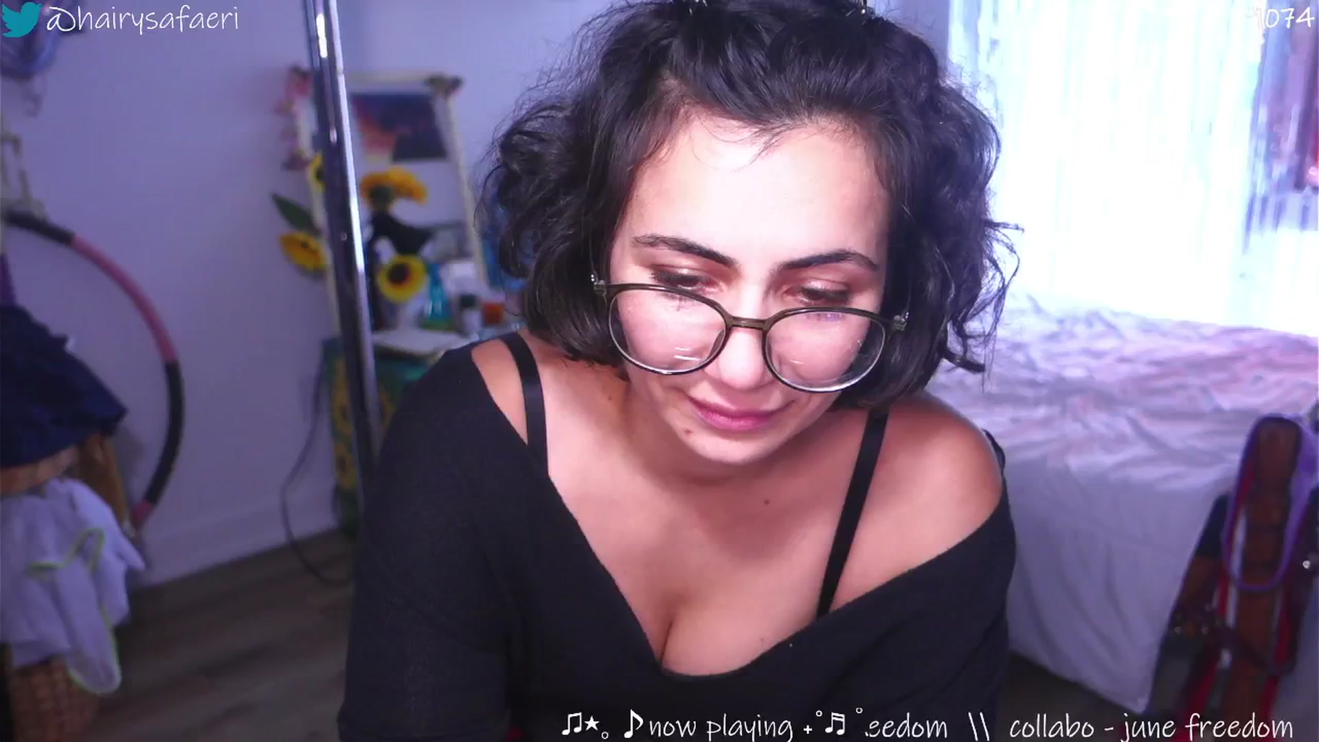Gallery image thumbnail from barelysafaeri's myfreecams stream on, 06/26/2025, 19:01 image 6 of 20