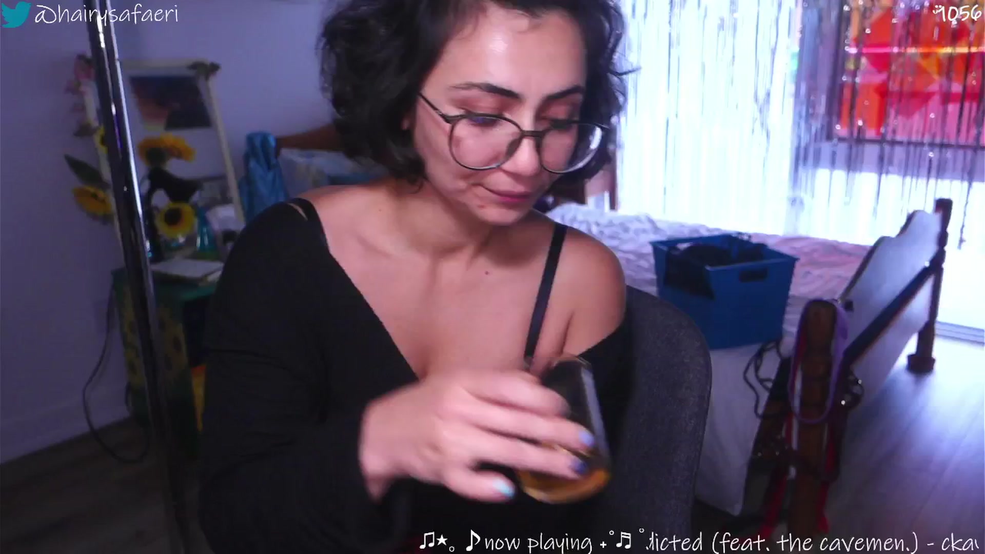 Gallery image thumbnail from barelysafaeri's myfreecams stream on, 06/26/2025, 23:06 image 6 of 20