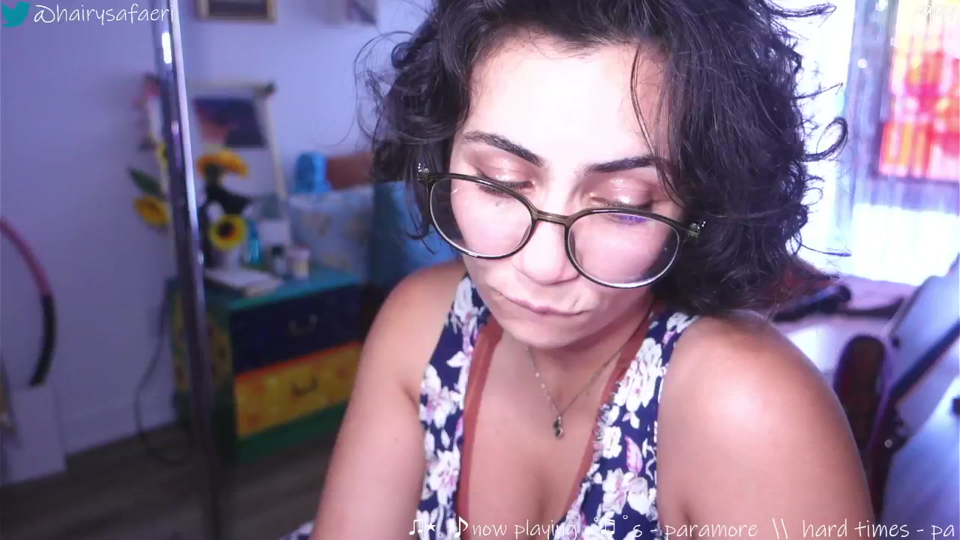 Gallery image thumbnail from barelysafaeri's myfreecams stream on, 06/27/2025, 22:33 image 3 of 20