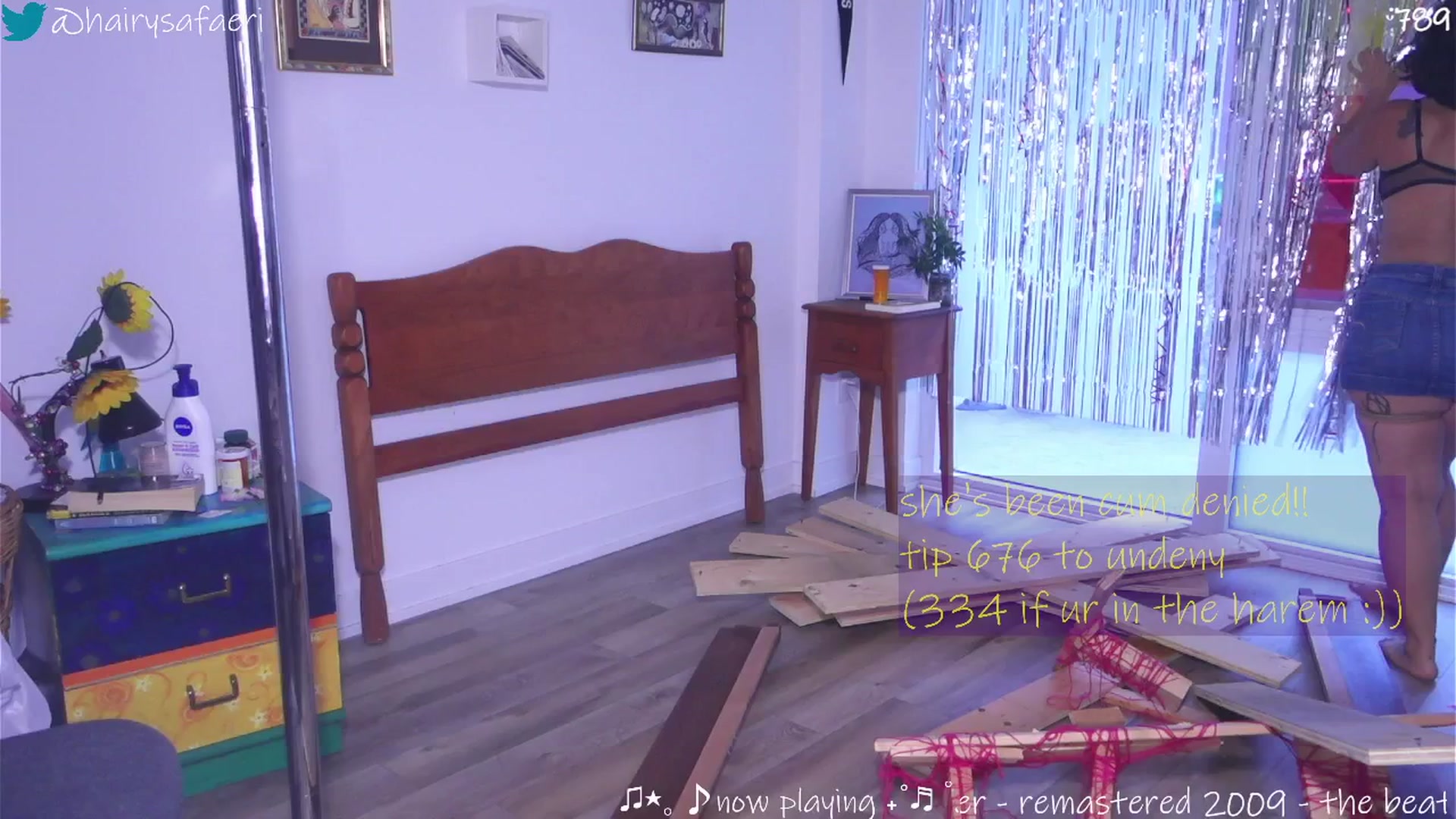 Gallery image thumbnail from barelysafaeri's myfreecams stream on, 07/09/2025, 23:58 image 17 of 20