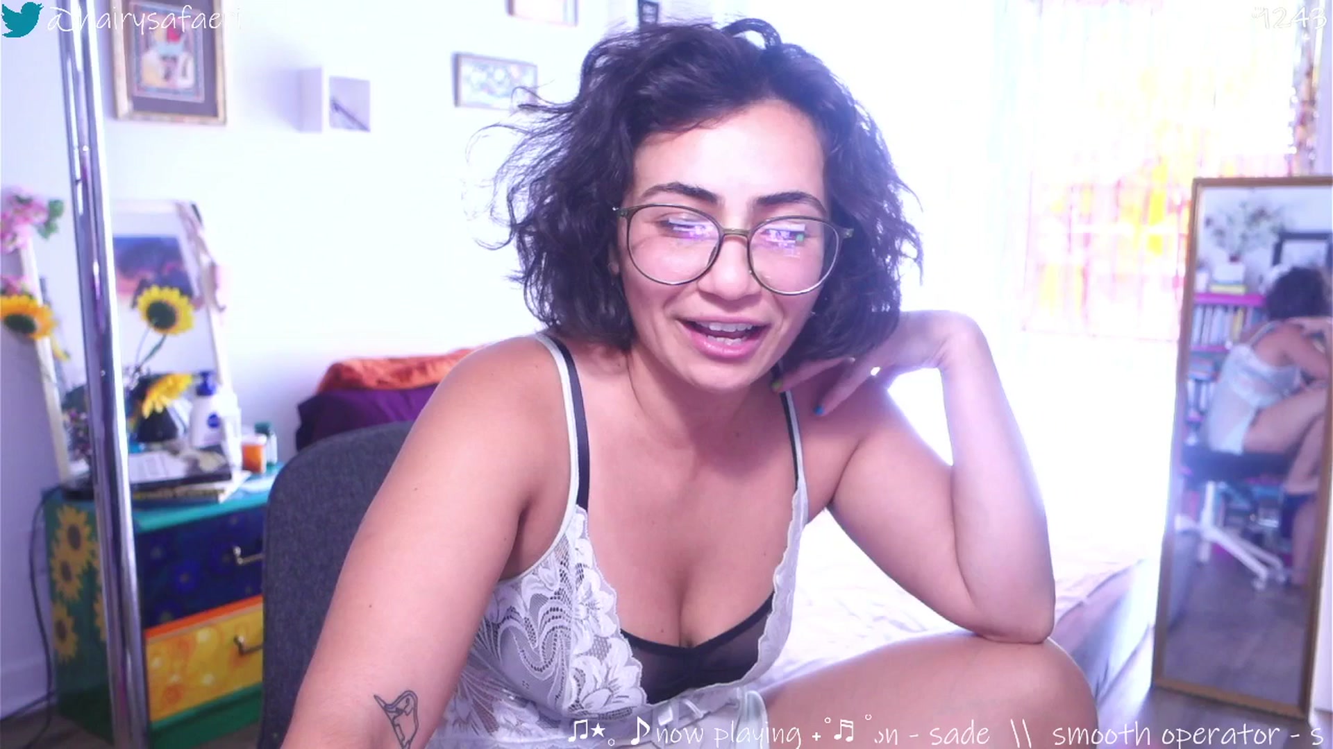 Gallery image thumbnail from barelysafaeri's myfreecams stream on, 07/17/2025, 18:47 image 17 of 20