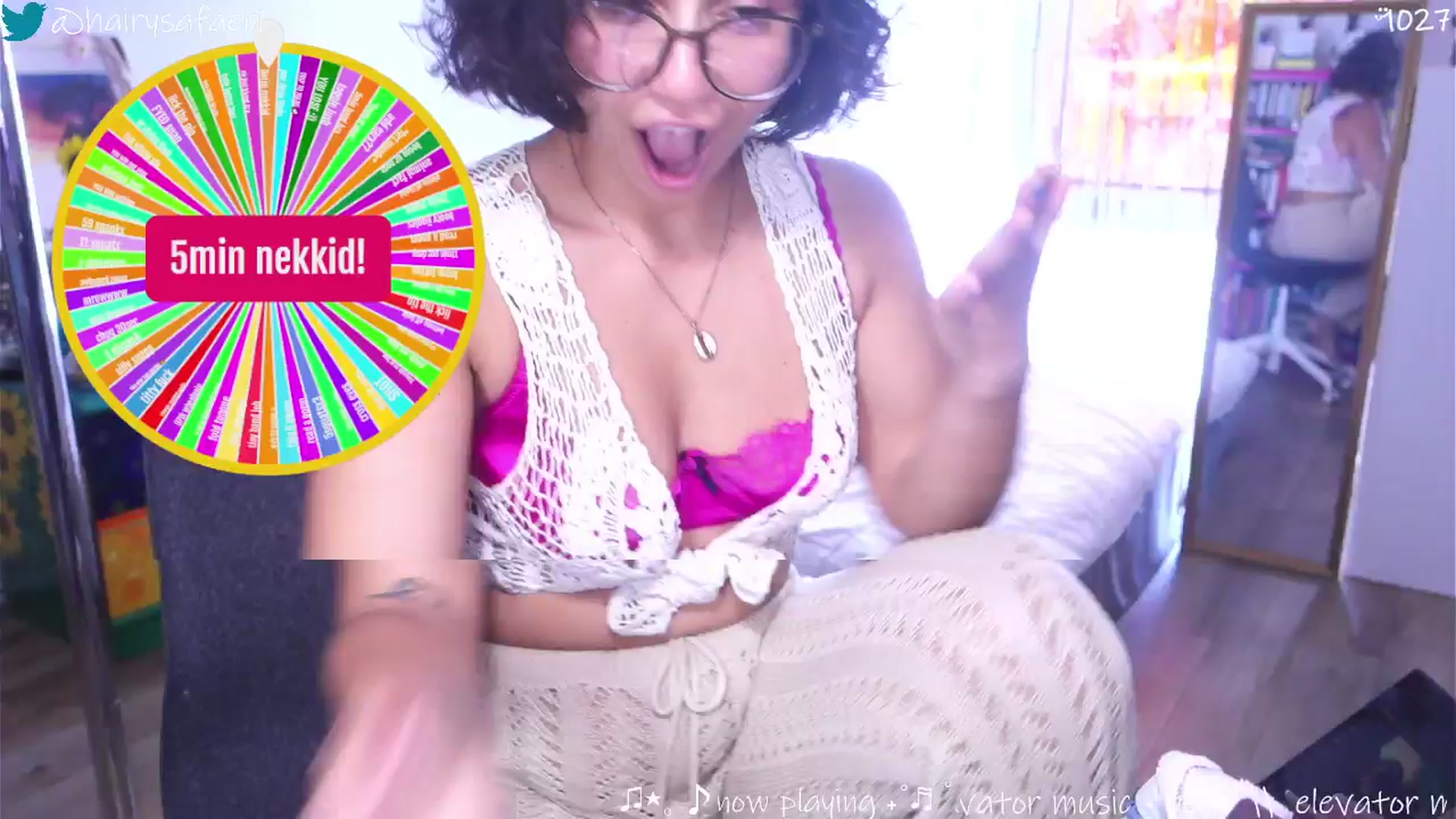 Gallery image thumbnail from barelysafaeri's myfreecams stream on, 07/18/2025, 19:52 image 10 of 20
