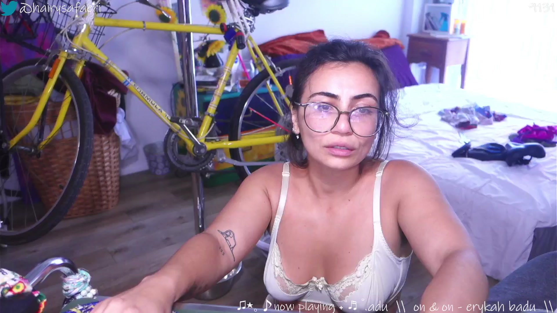 Gallery image thumbnail from barelysafaeri's myfreecams stream on, 07/22/2025, 20:37 image 20 of 20
