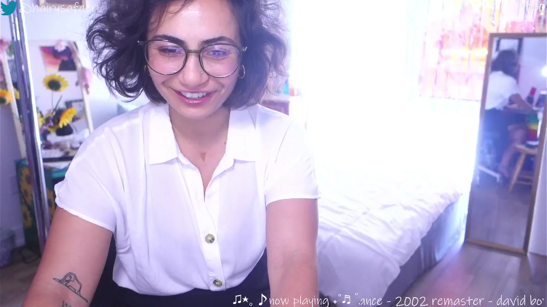 Gallery image thumbnail from barelysafaeri's myfreecams stream on, 07/28/2025, 16:03 image 1 of 20