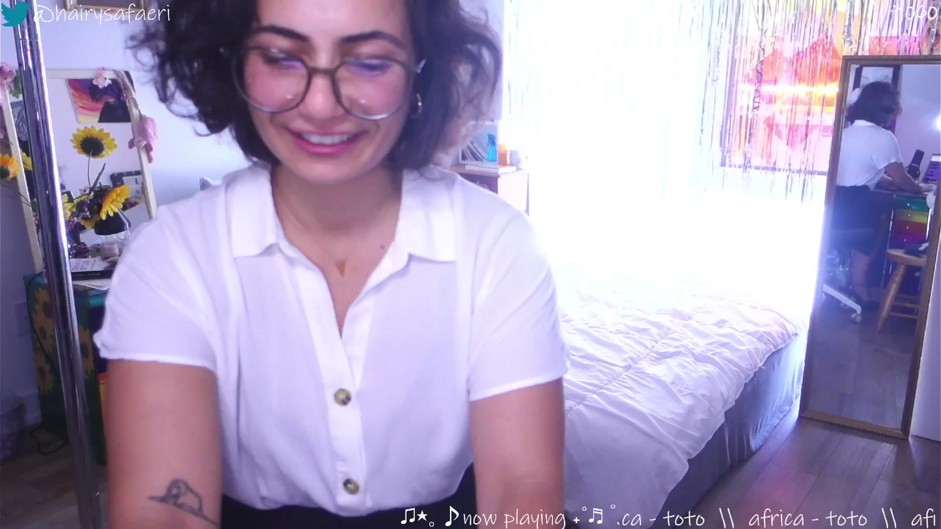 Gallery image thumbnail from barelysafaeri's myfreecams stream on, 07/28/2025, 16:03 image 12 of 20