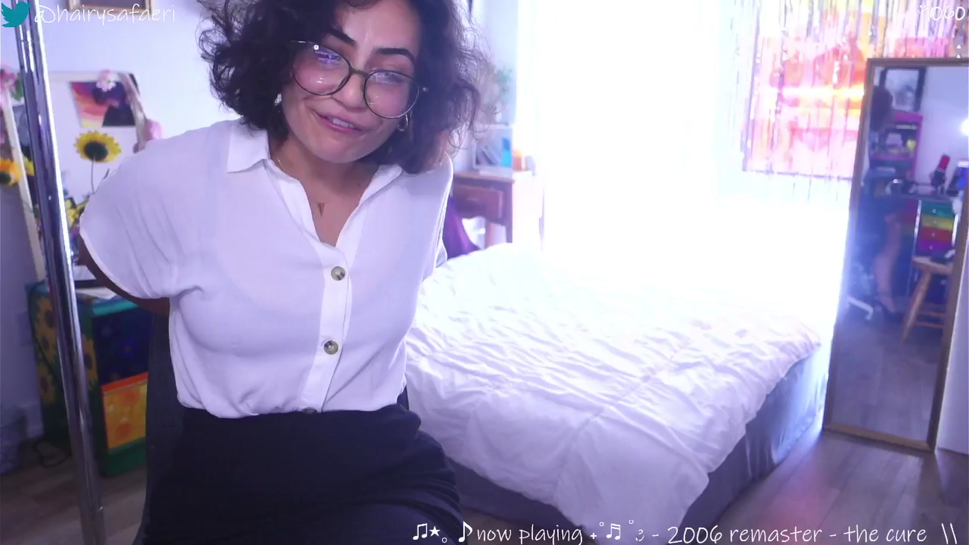 Gallery image thumbnail from barelysafaeri's myfreecams stream on, 07/28/2025, 16:03 image 17 of 20