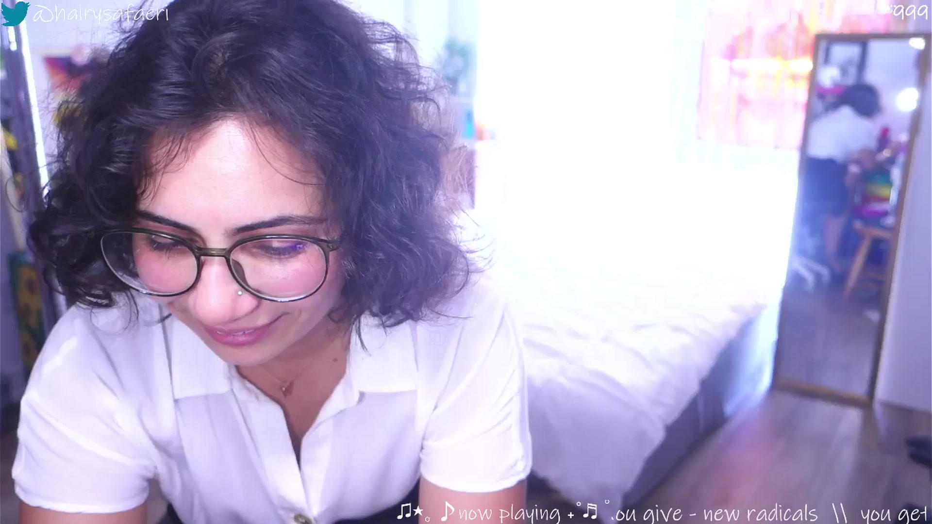 Gallery image thumbnail from barelysafaeri's myfreecams stream on, 07/28/2025, 17:04 image 18 of 20
