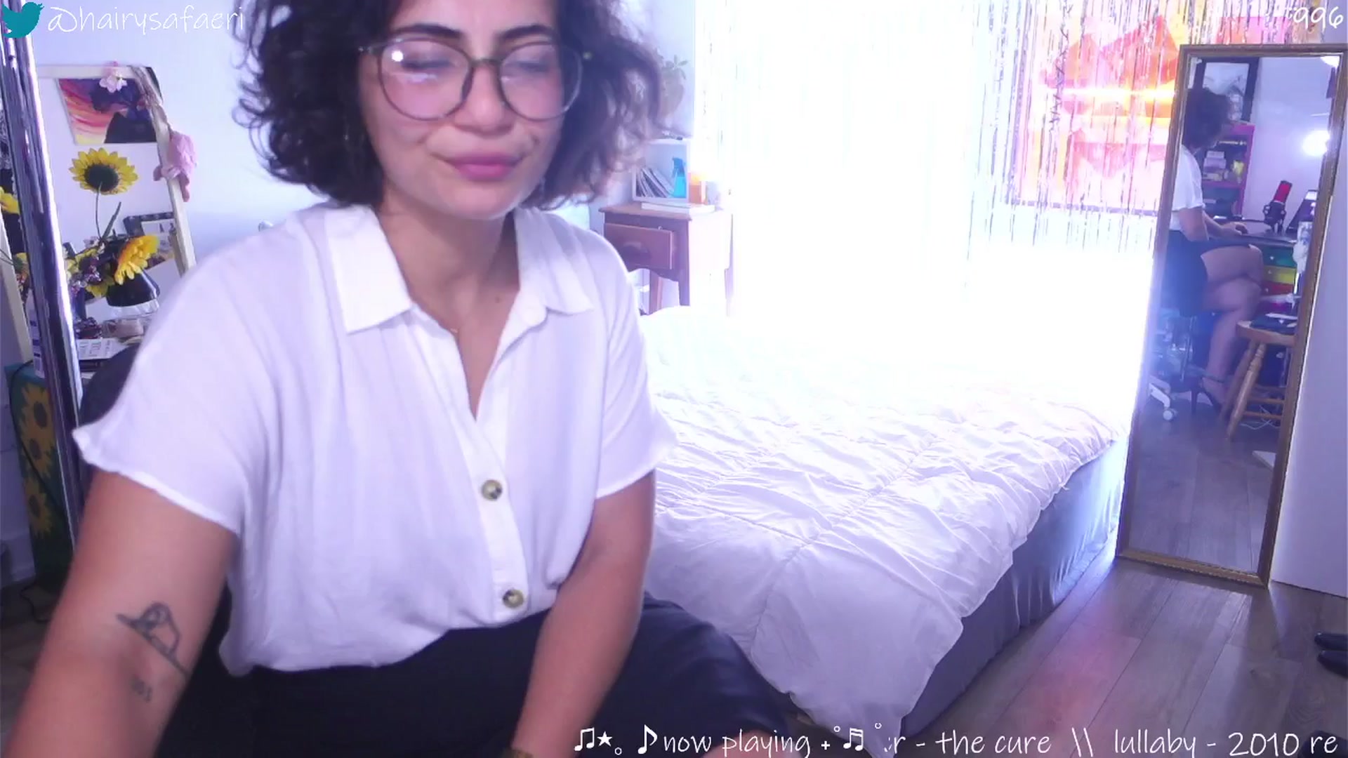 Gallery image thumbnail from barelysafaeri's myfreecams stream on, 07/28/2025, 17:22 image 17 of 20