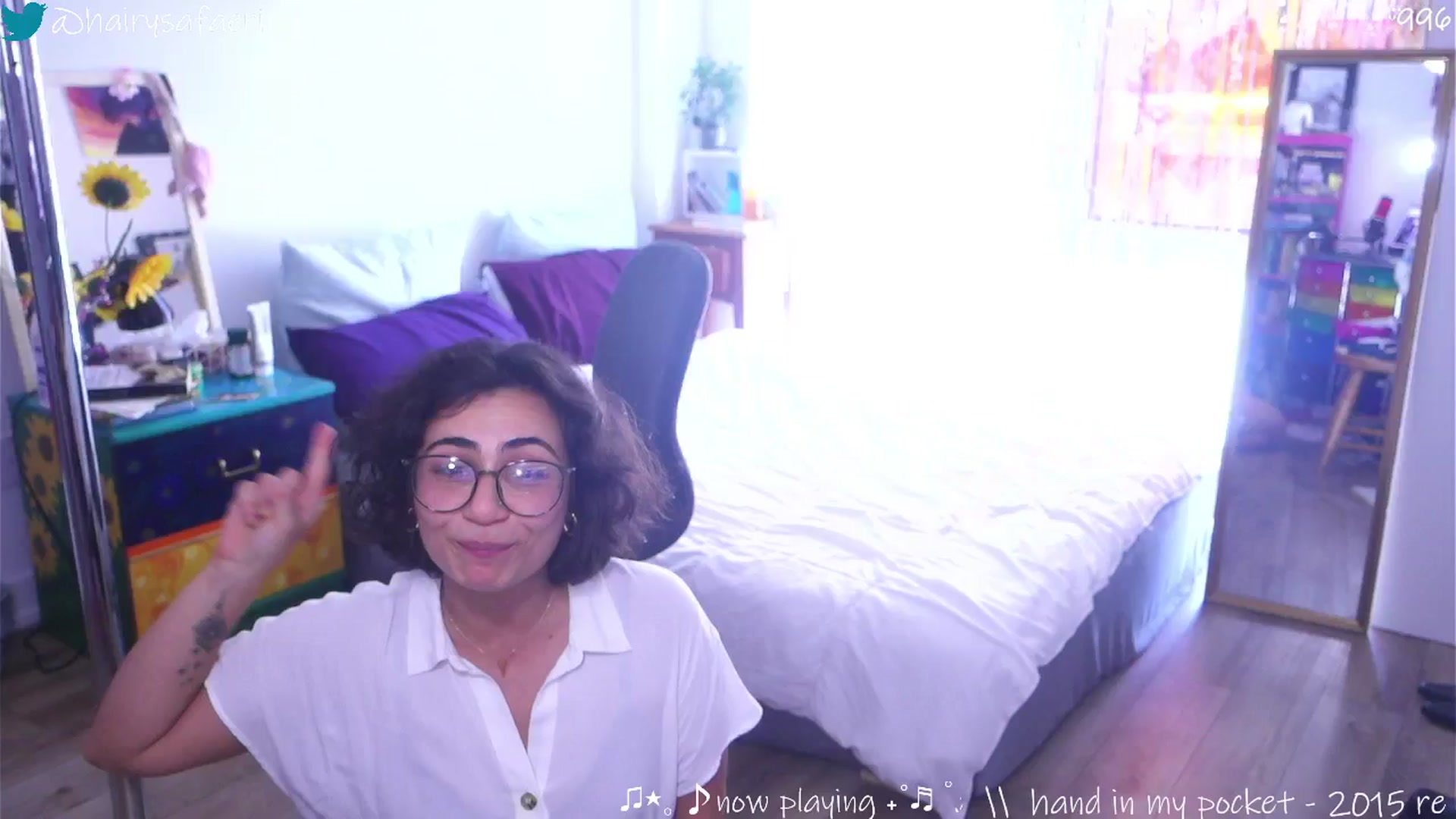 Gallery image thumbnail from barelysafaeri's myfreecams stream on, 07/28/2025, 17:22 image 8 of 20