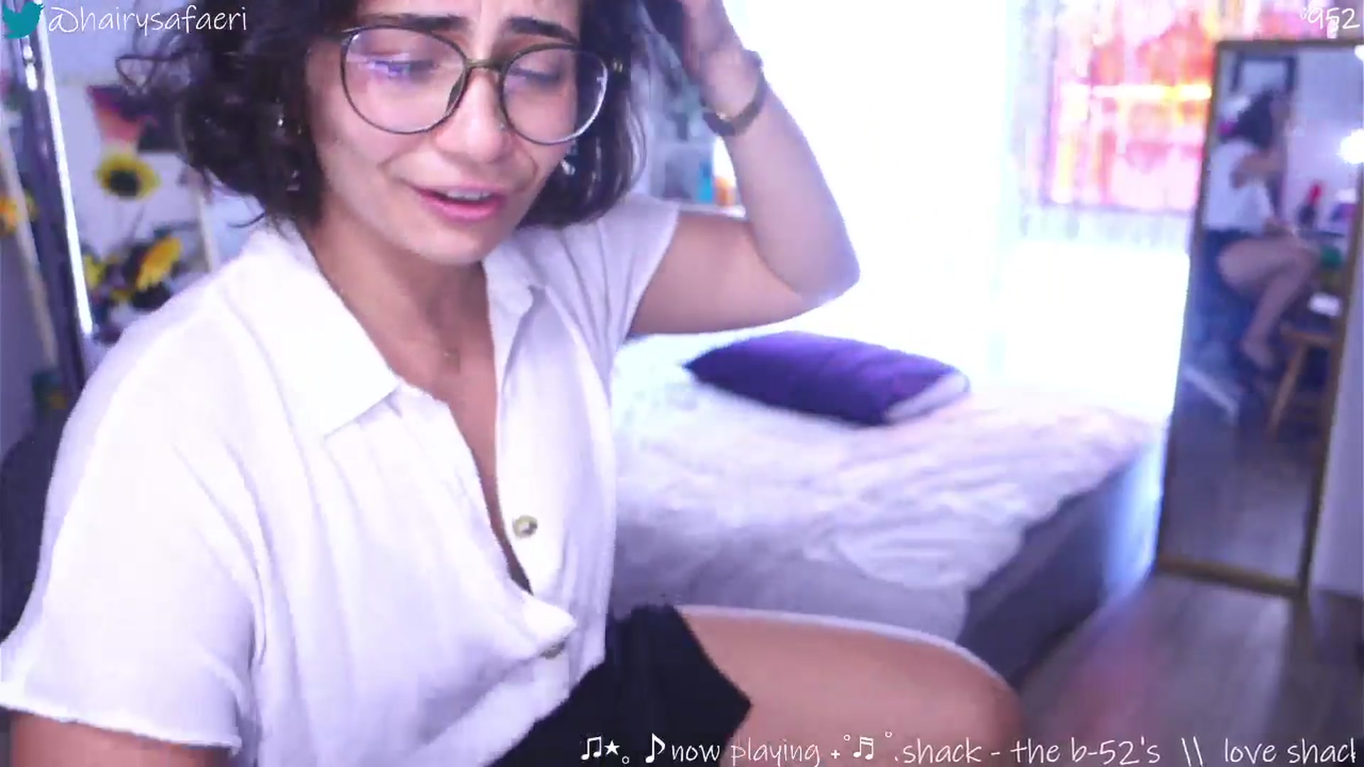 Gallery image thumbnail from barelysafaeri's myfreecams stream on, 07/28/2025, 19:14 image 15 of 20