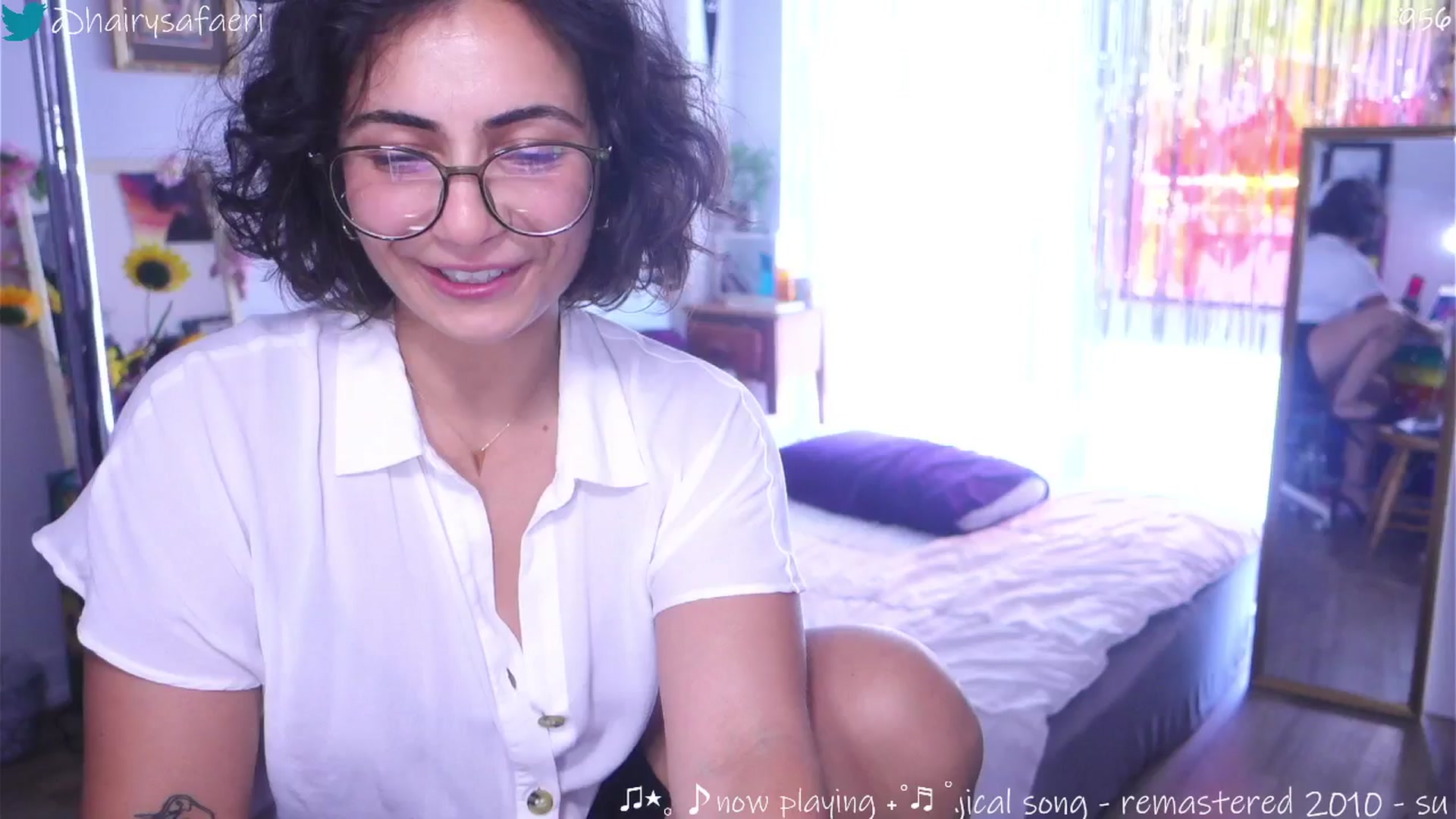 Gallery image thumbnail from barelysafaeri's myfreecams stream on, 07/28/2025, 19:14 image 3 of 20