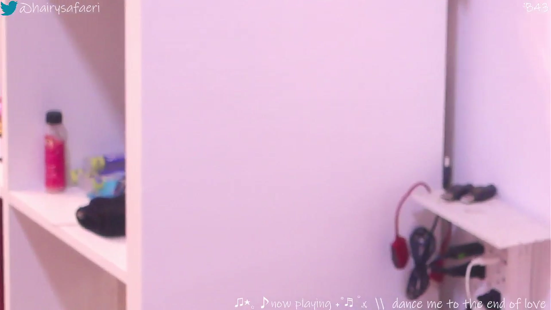 Gallery image thumbnail from barelysafaeri's myfreecams stream on, 07/29/2025, 22:36 image 13 of 20