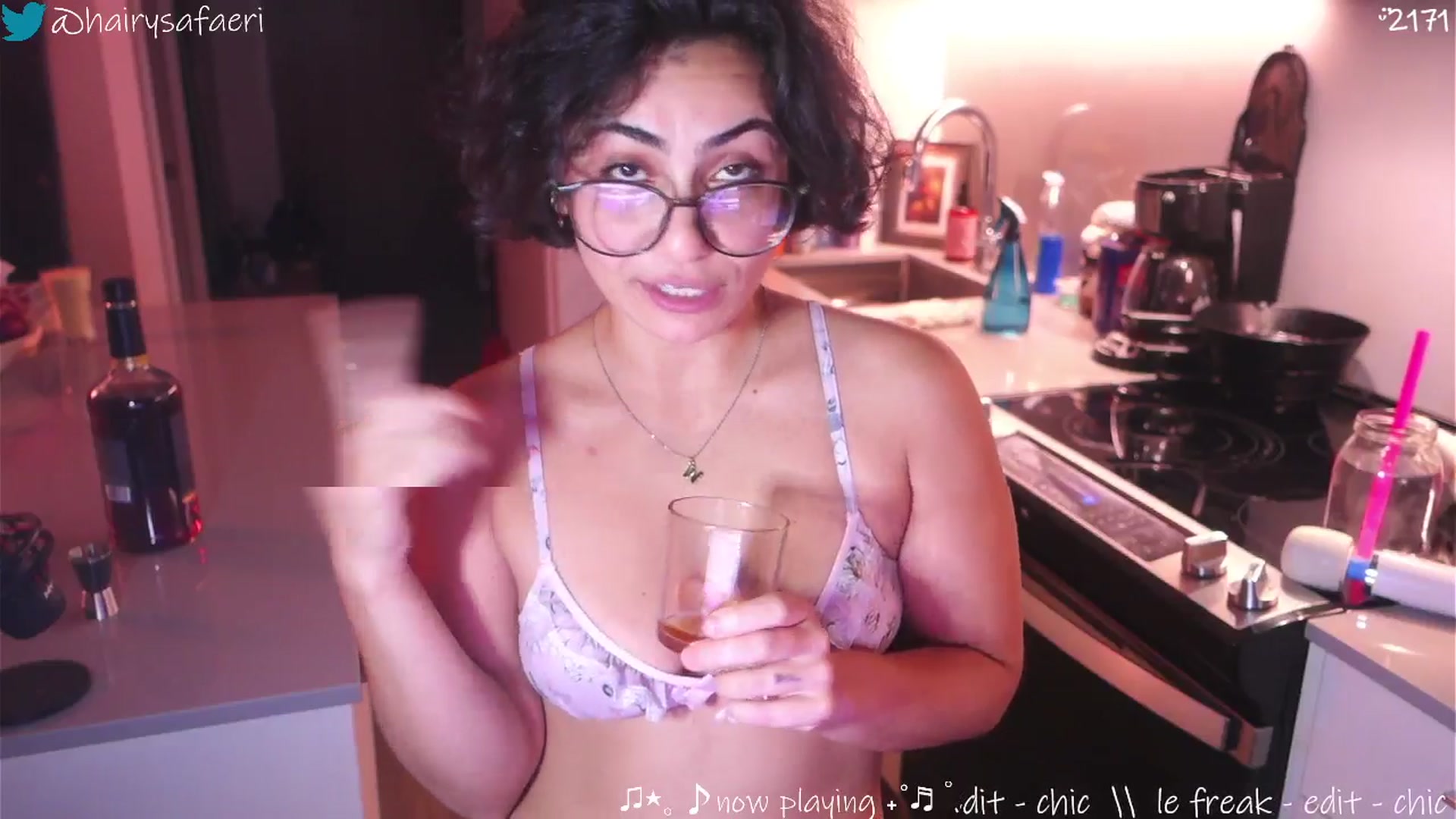 Gallery image thumbnail from barelysafaeri's myfreecams stream on, 08/10/2025, 24:08 image 12 of 20
