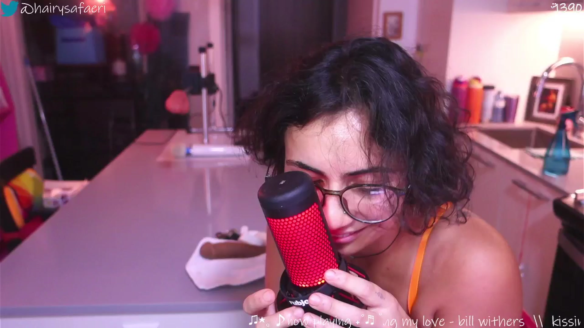 Gallery image thumbnail from barelysafaeri's myfreecams stream on, 08/10/2025, 20:50 image 17 of 20
