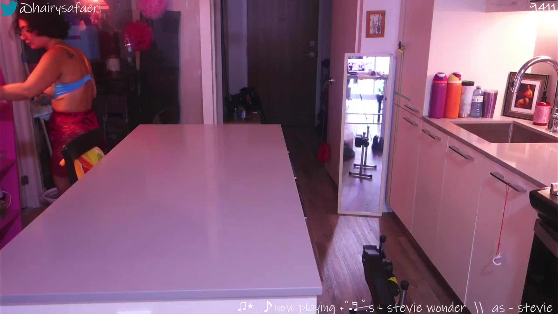 Gallery image thumbnail from barelysafaeri's myfreecams stream on, 08/10/2025, 20:50 image 14 of 20