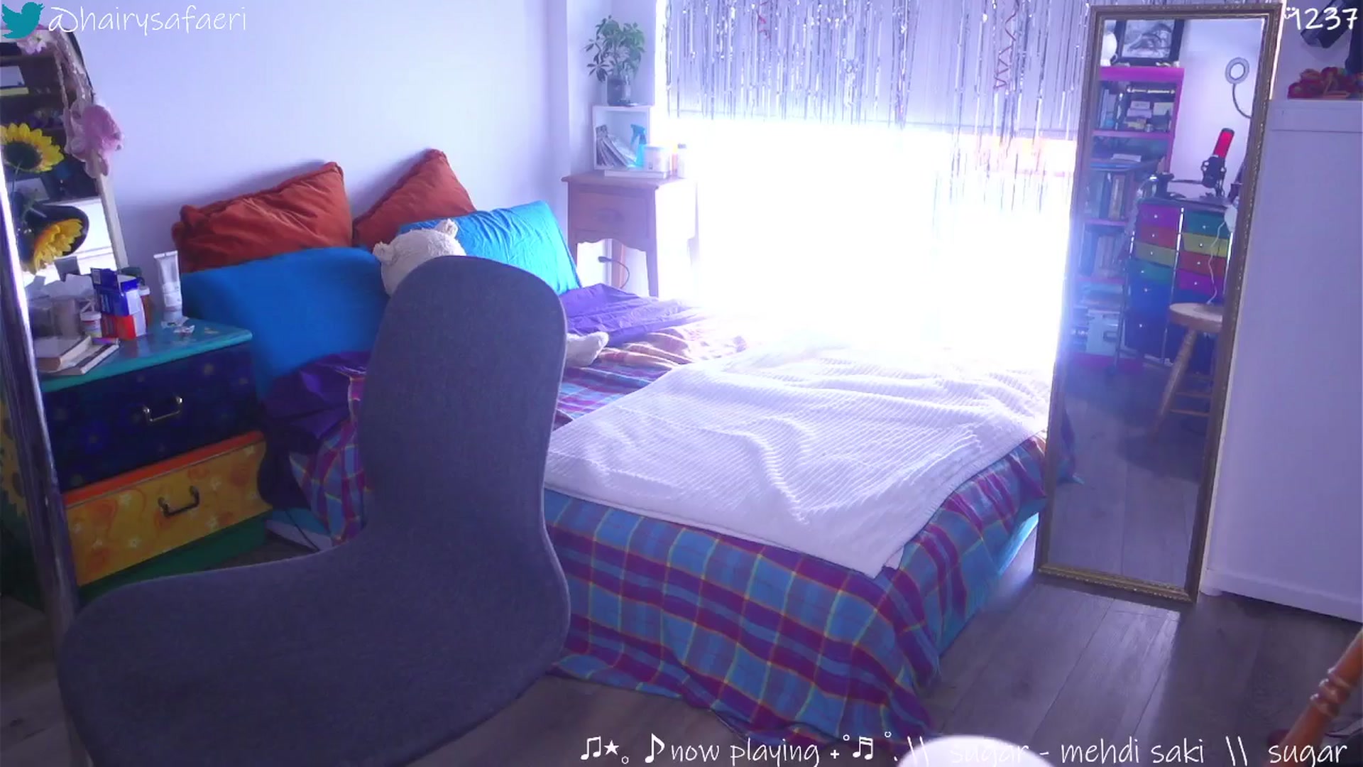 Gallery image thumbnail from barelysafaeri's myfreecams stream on, 08/11/2025, 18:32 image 11 of 20